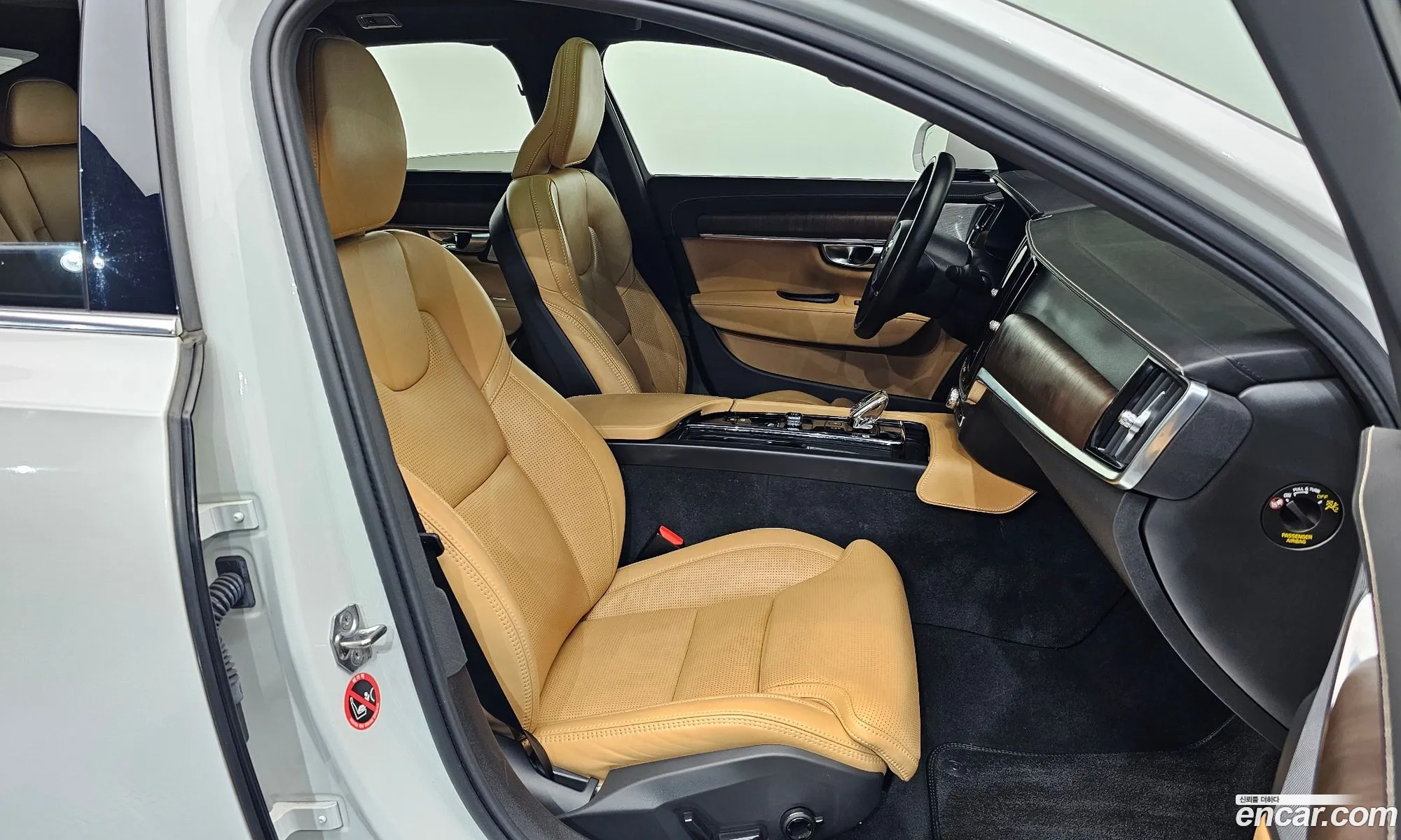 Volvo S90 2021 LVYPT062CMP232079 — 4