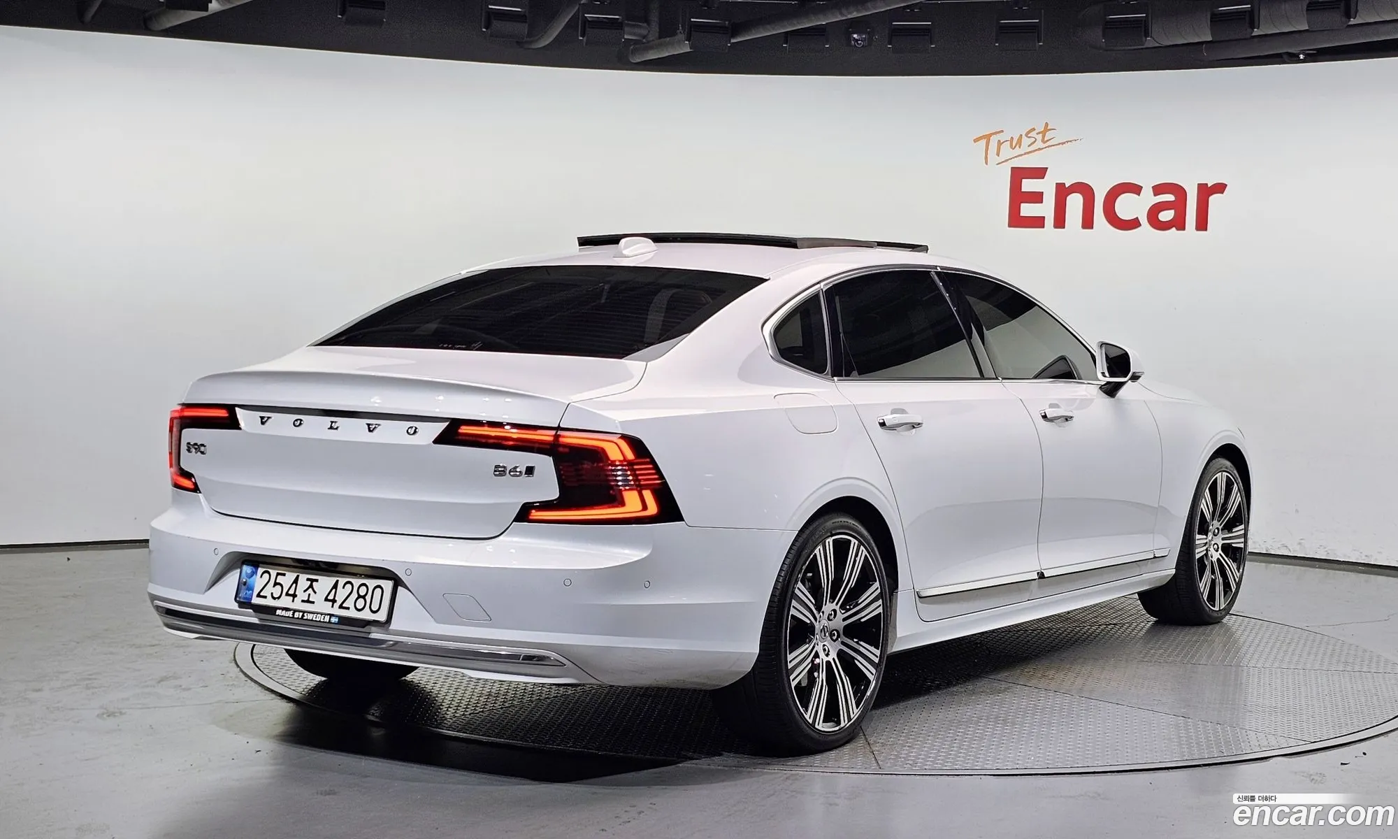 Volvo S90 2021 LVYPT062CMP232079 — 28