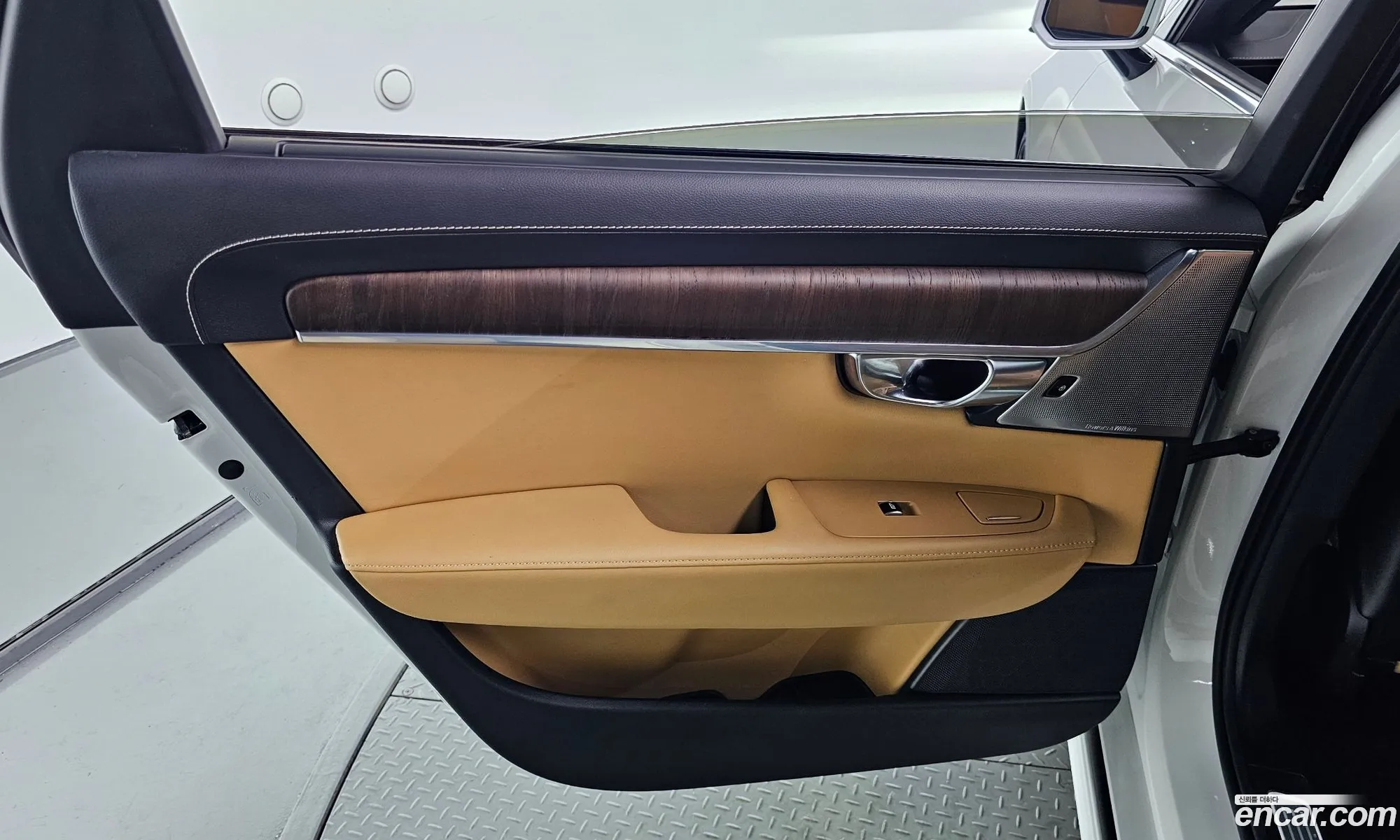 Volvo S90 2021 LVYPT062CMP232079 — 9