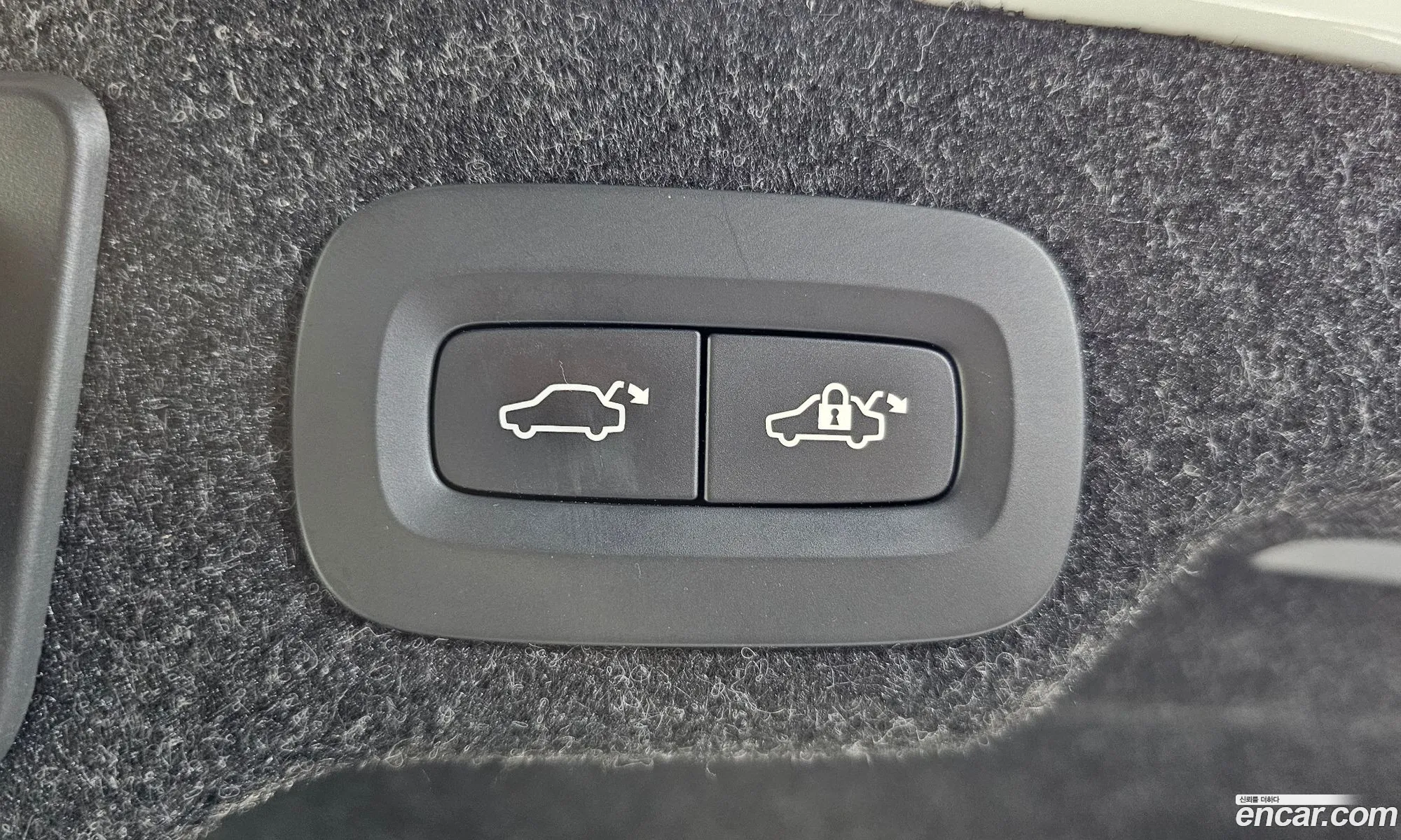 Volvo S90 2021 LVYPT062CMP232079 — 32