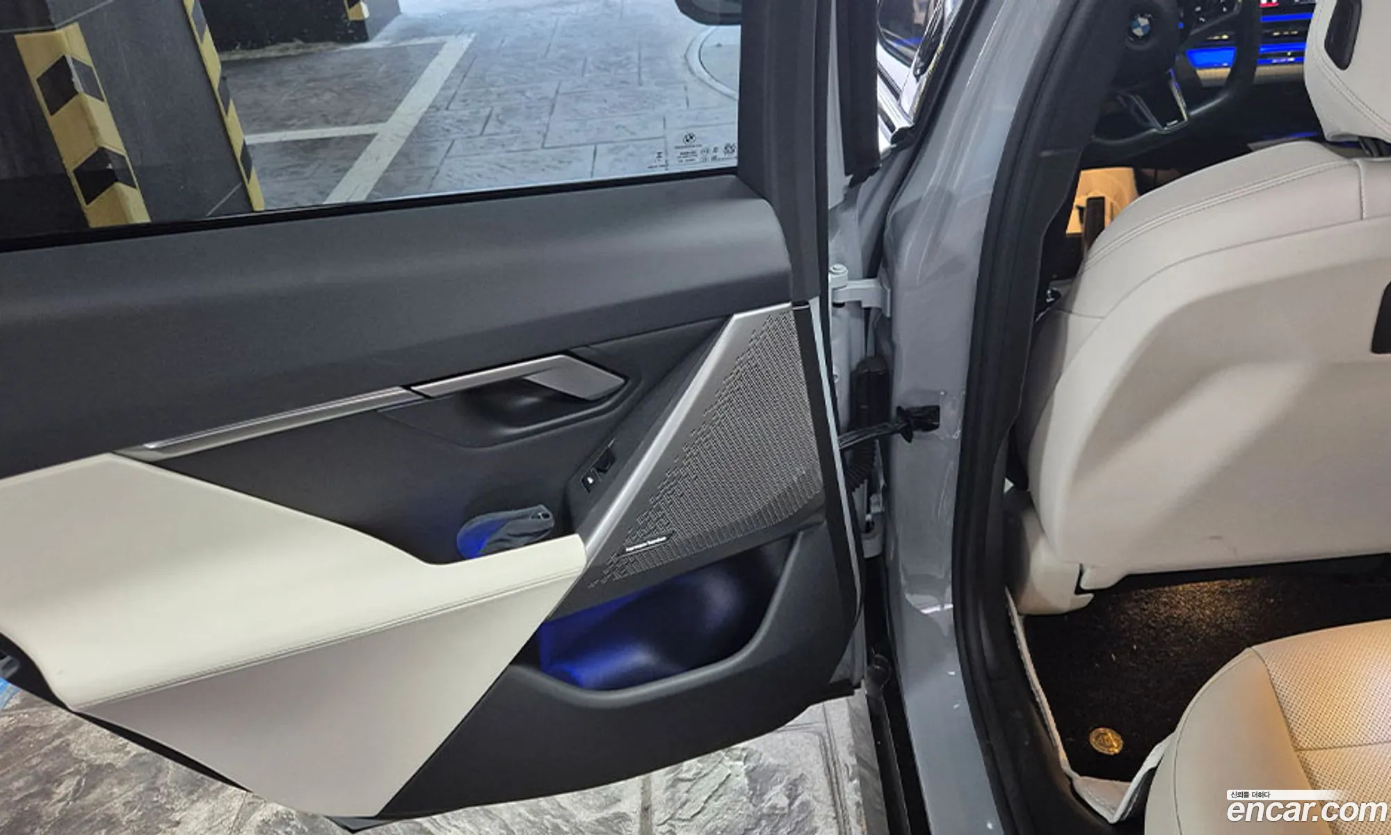 BMW 5 Series 2025 — 18