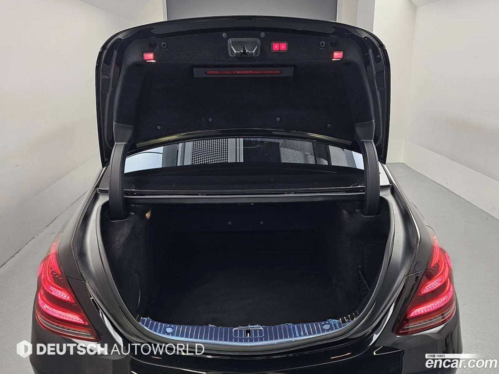 Mercedes-Benz S-Class W222 2016 — 2