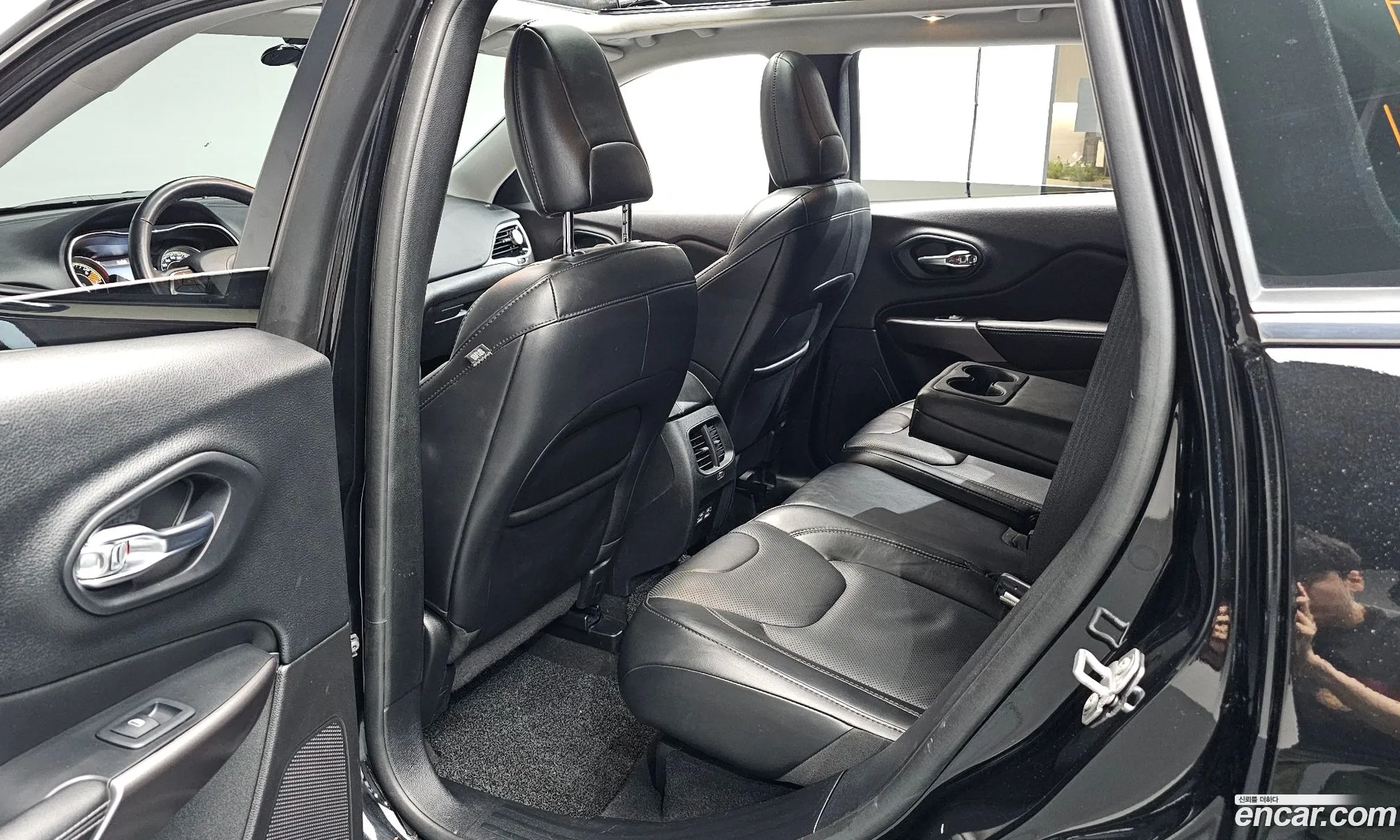 Jeep Cherokee 2021 1C4PJMDB9MD129531 — 29
