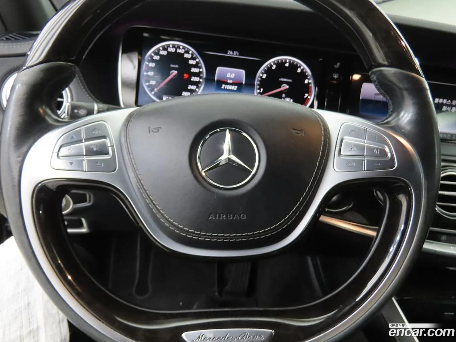 Mercedes-Benz S-Class W222 2014 — 12