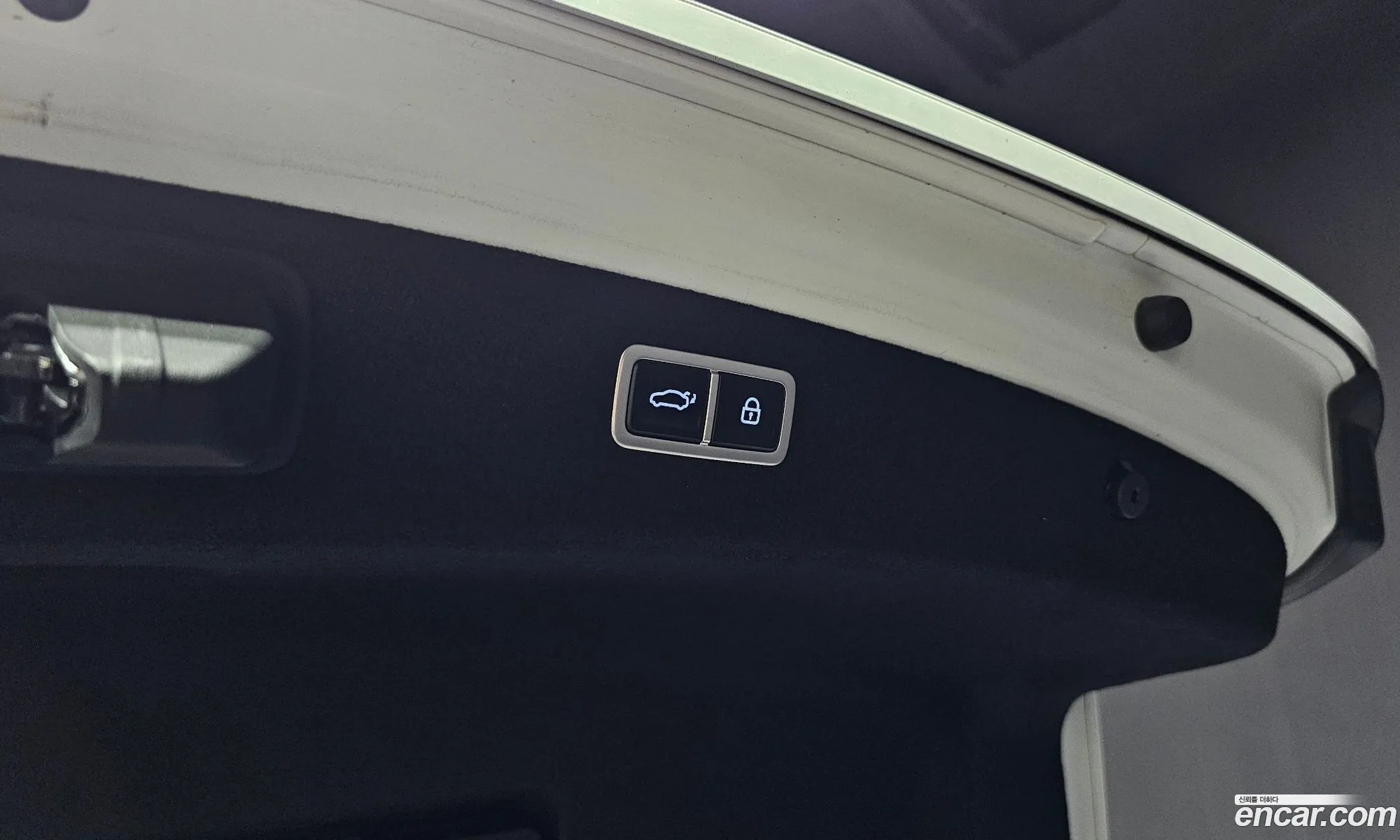 Genesis G80 2024 — 2