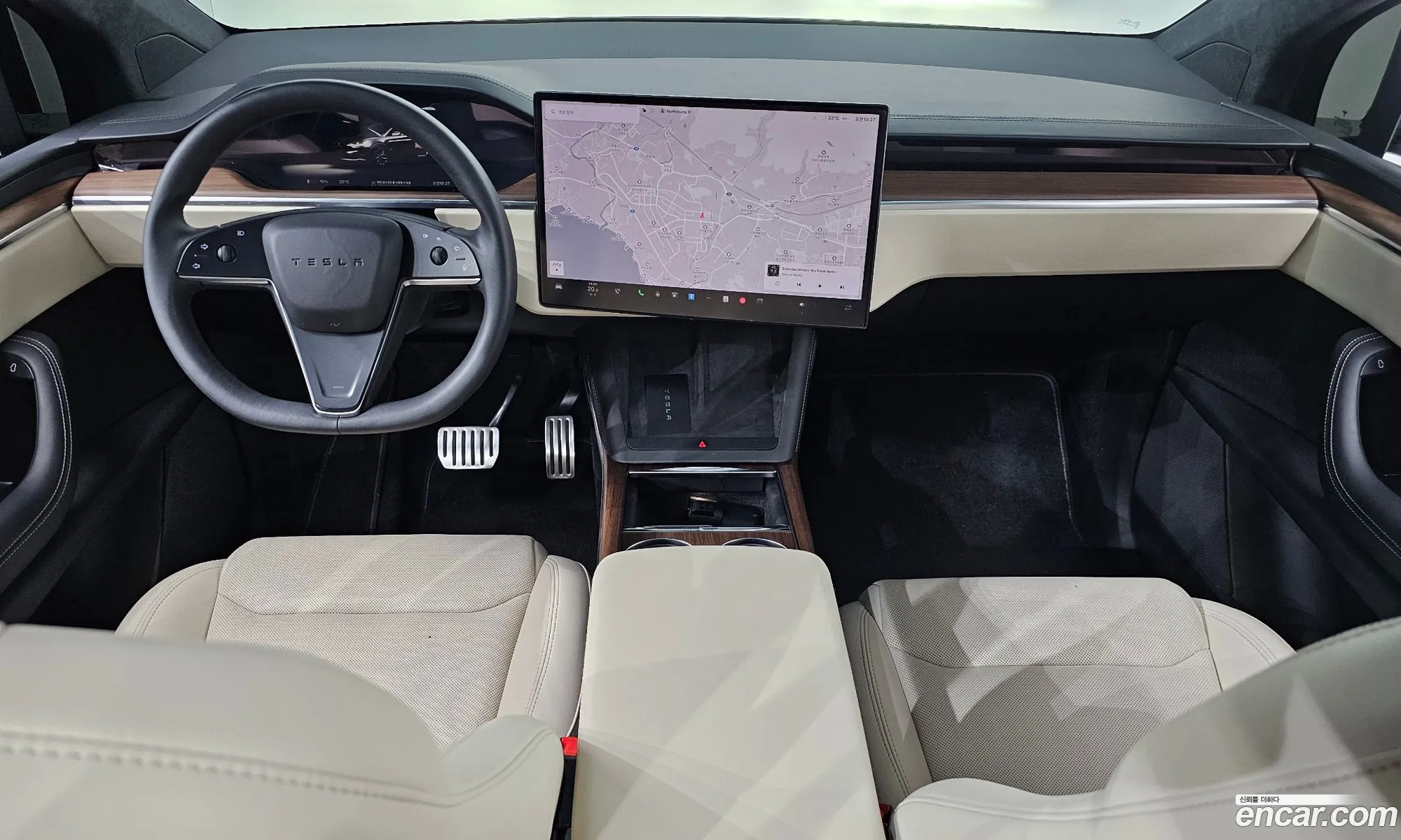Tesla Model X 2024 7SAXCDE58RF450370 — 12