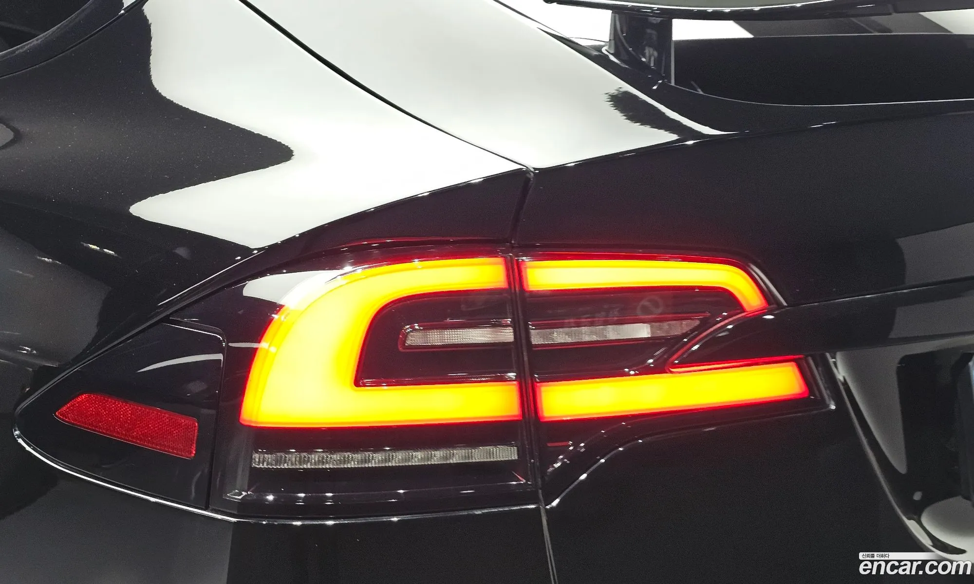 Tesla Model X 2024 7SAXCDE58RF450370 — 9