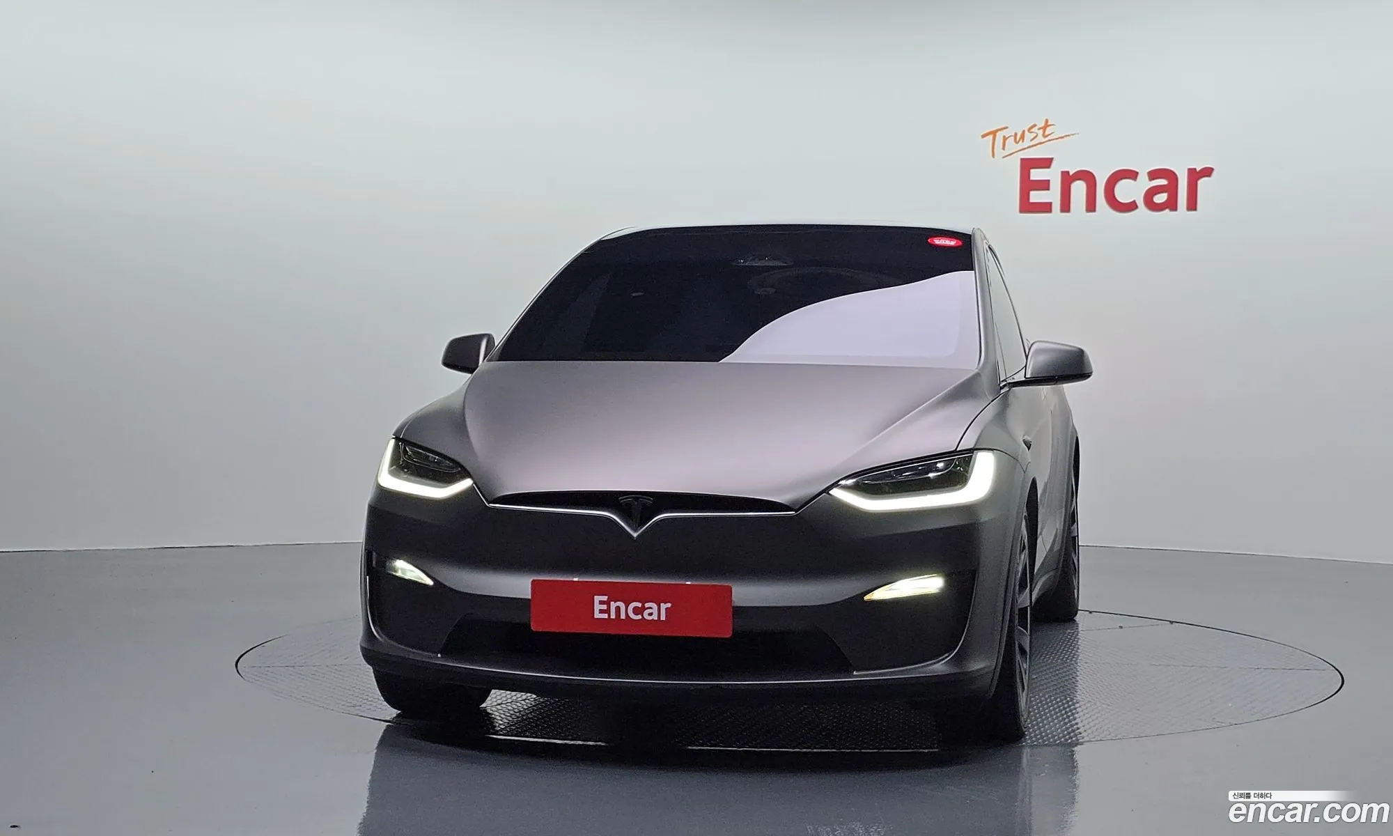 Tesla Model X 2023 — 11