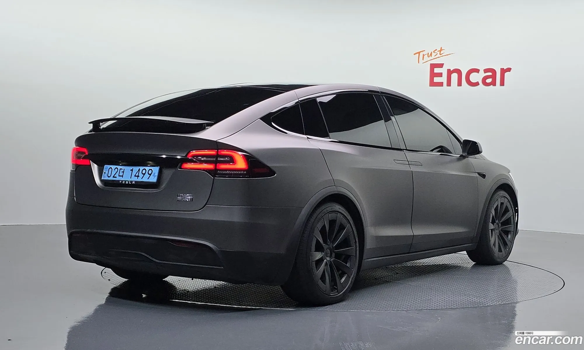 Tesla Model X 2023 — 28