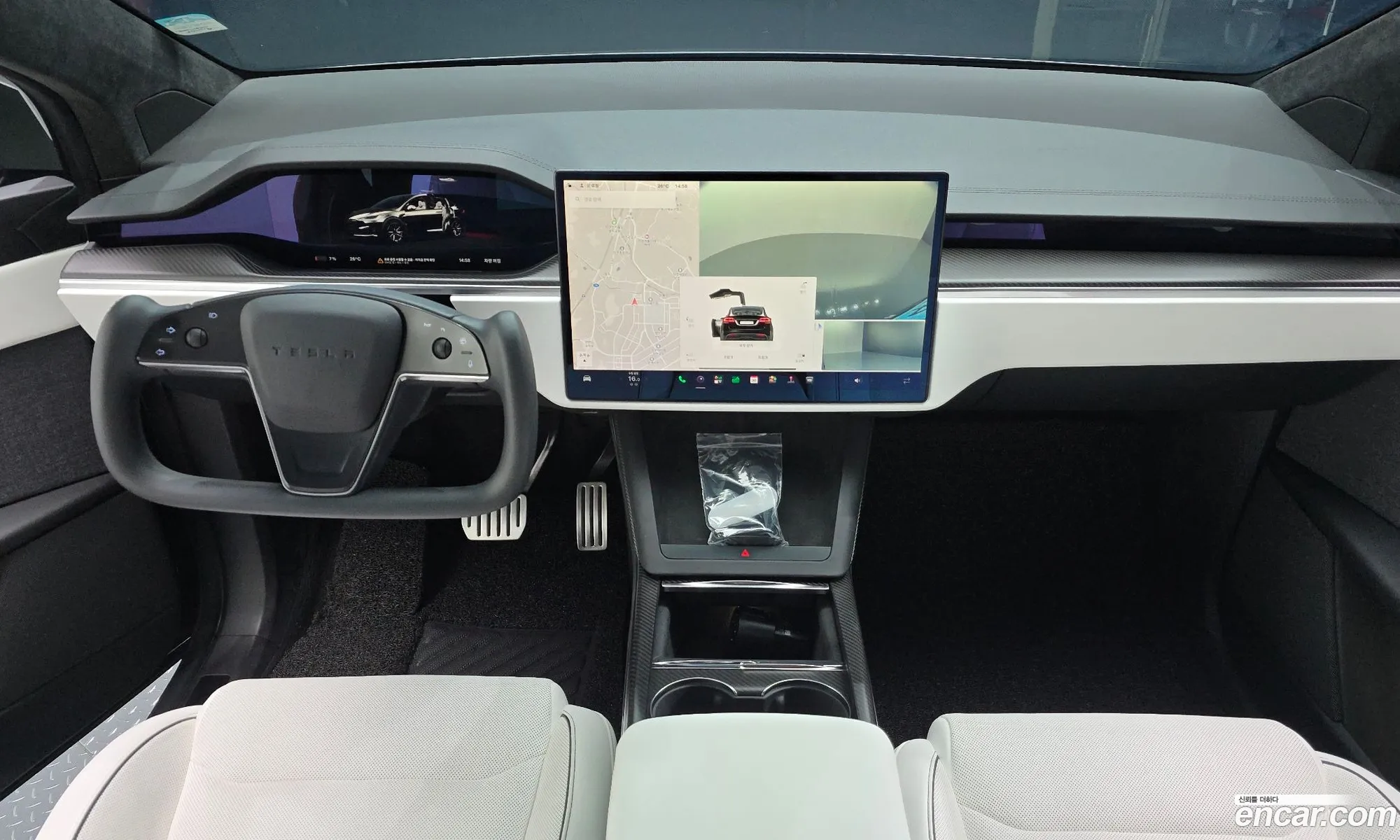 Tesla Model X 2023 — 3