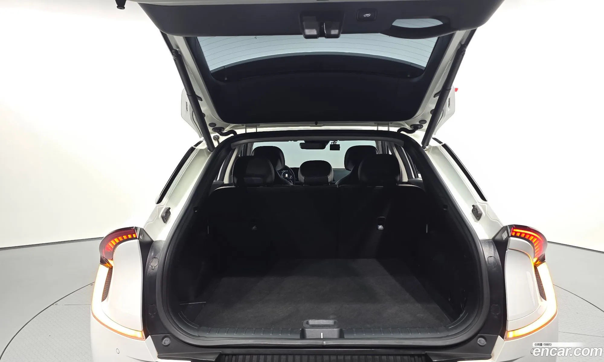 Kia EV6 2021 — 28