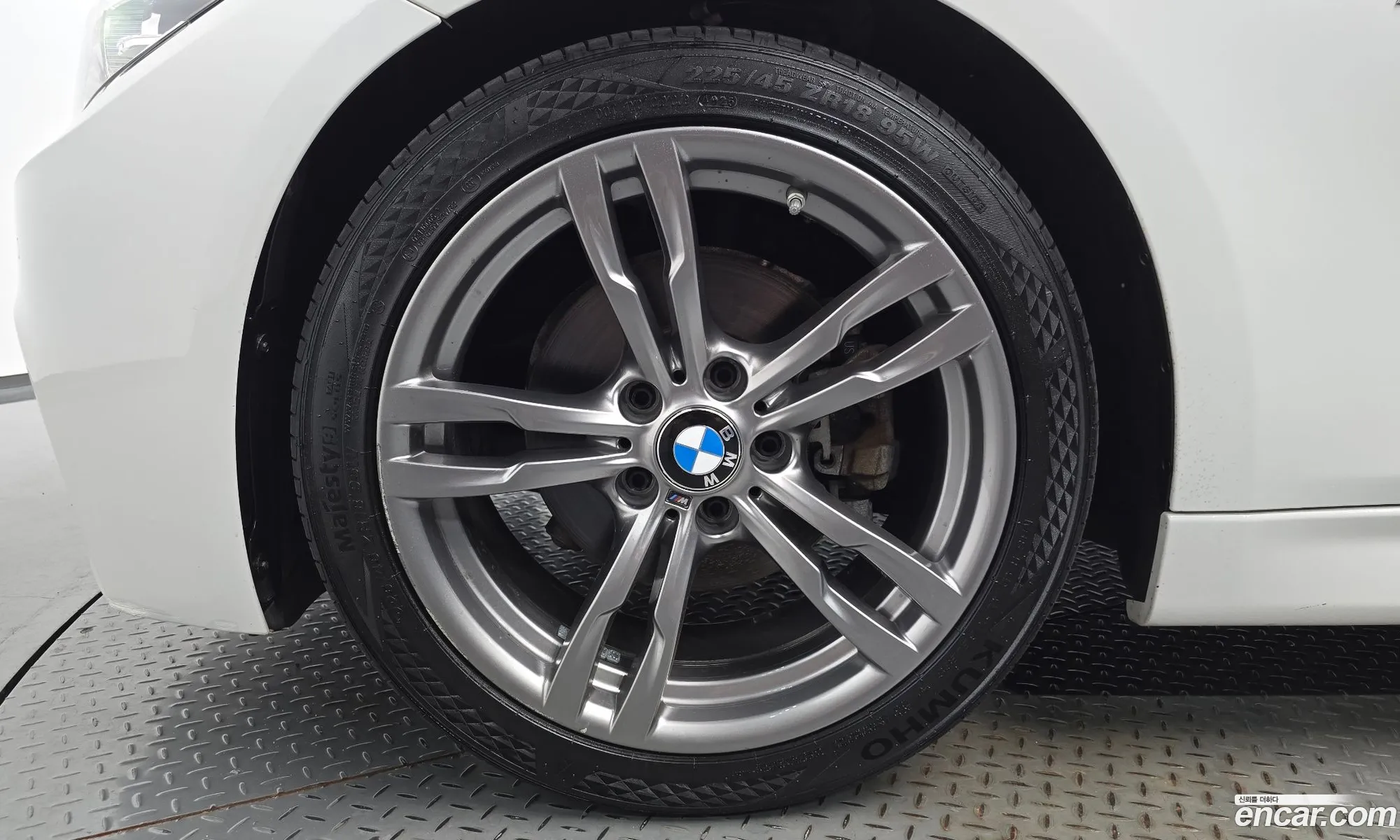 BMW 3 Series 2017 WBA8A9100JAD29487 — 23
