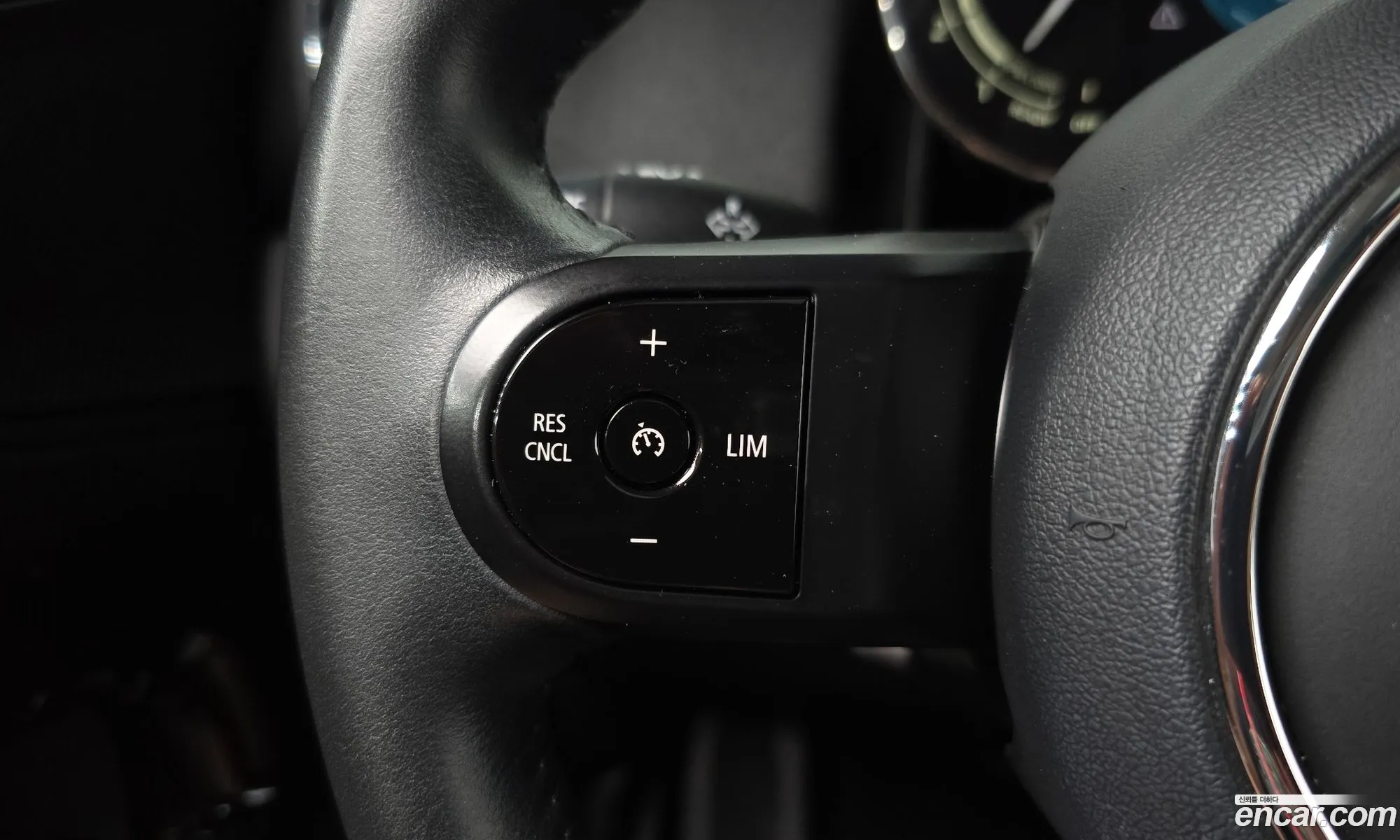Mini Cooper D Countryman 2021 — 28