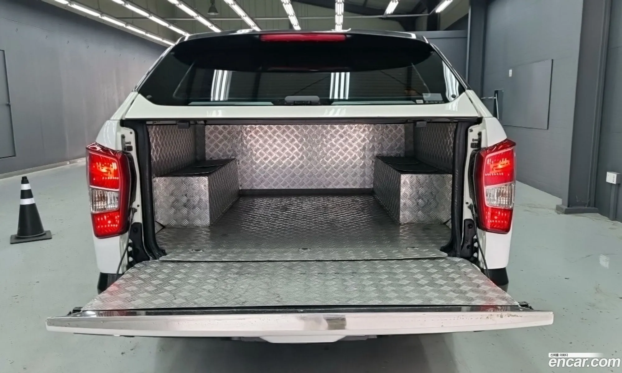 KG Mobility (SsangYong) Rexton Sports Khan 2019 — 13