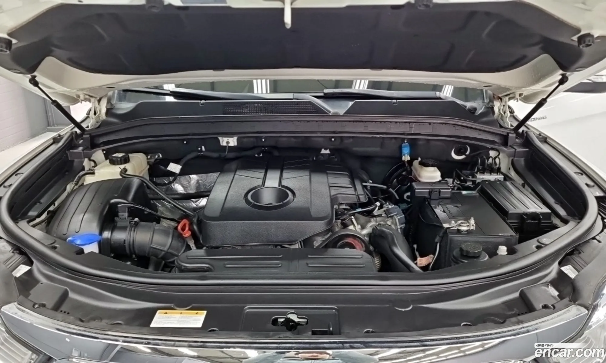 KG Mobility (SsangYong) Rexton Sports Khan 2019 — 10