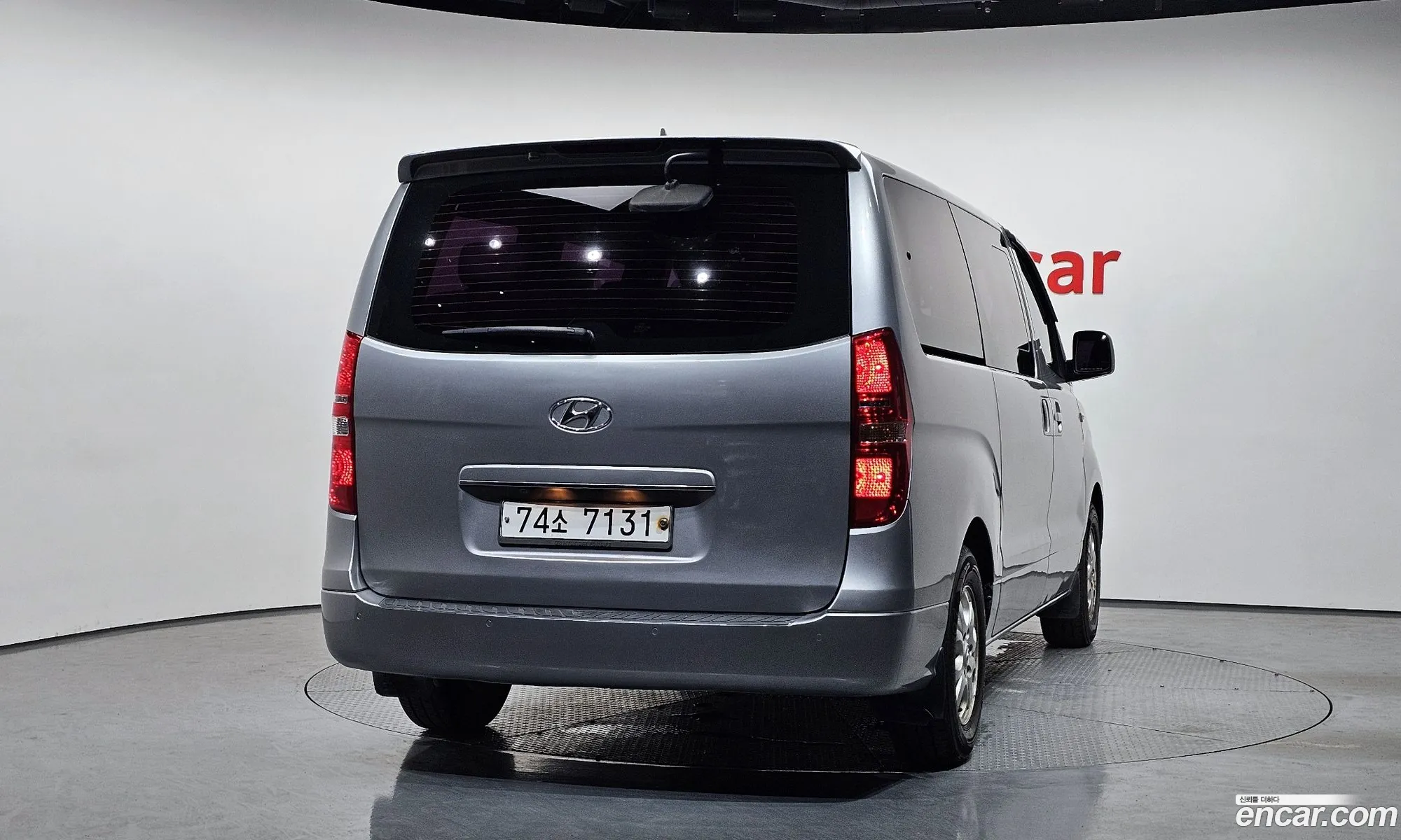 Hyundai Grand Starex 2014 — 14