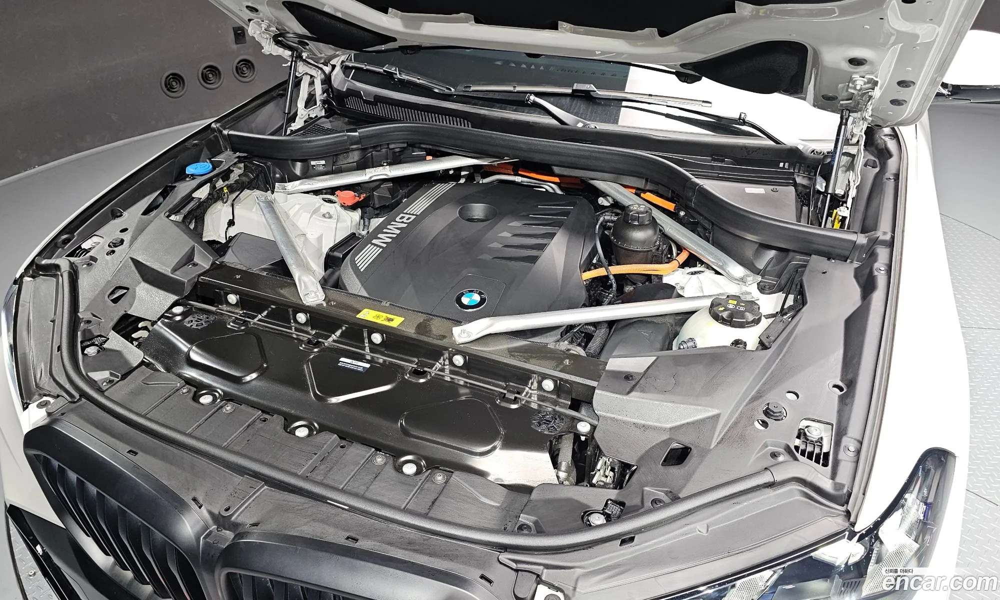 BMW X5 2025 WBA41EU0XS9123404 — 7