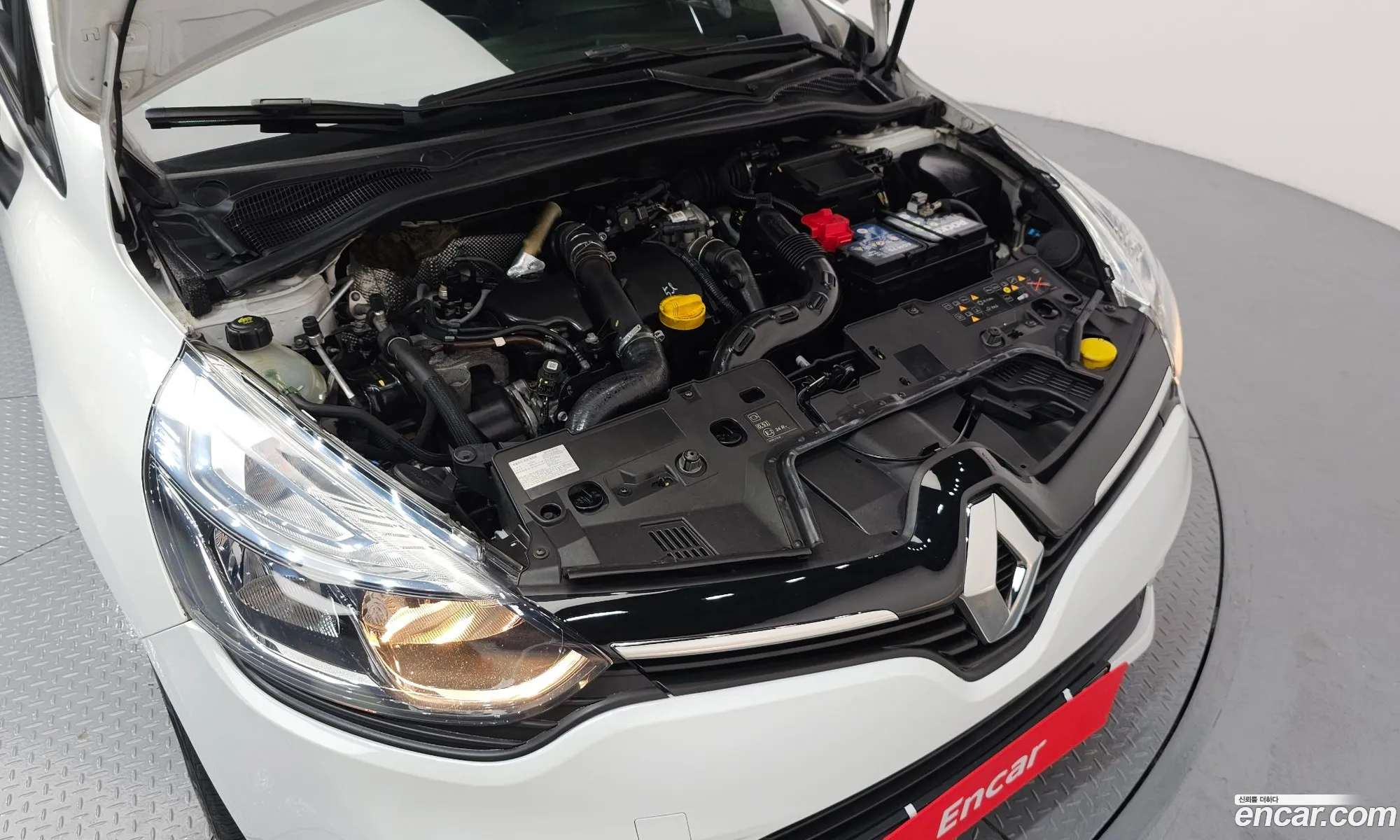 Renault Korea (Samsung) Clio 2019 — 10