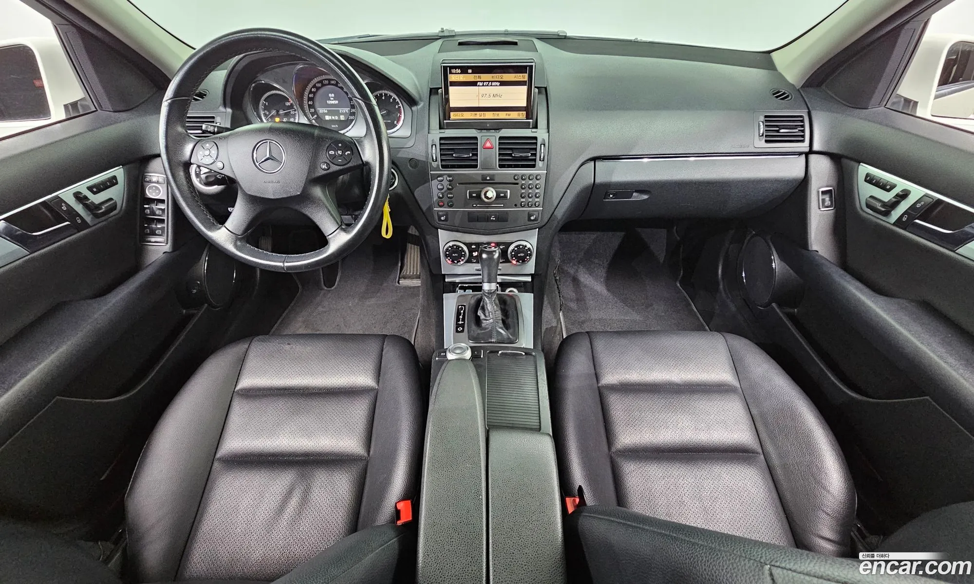 Mercedes-Benz C-Class W204 2011 WDDGF4JB2BA475334 — 13