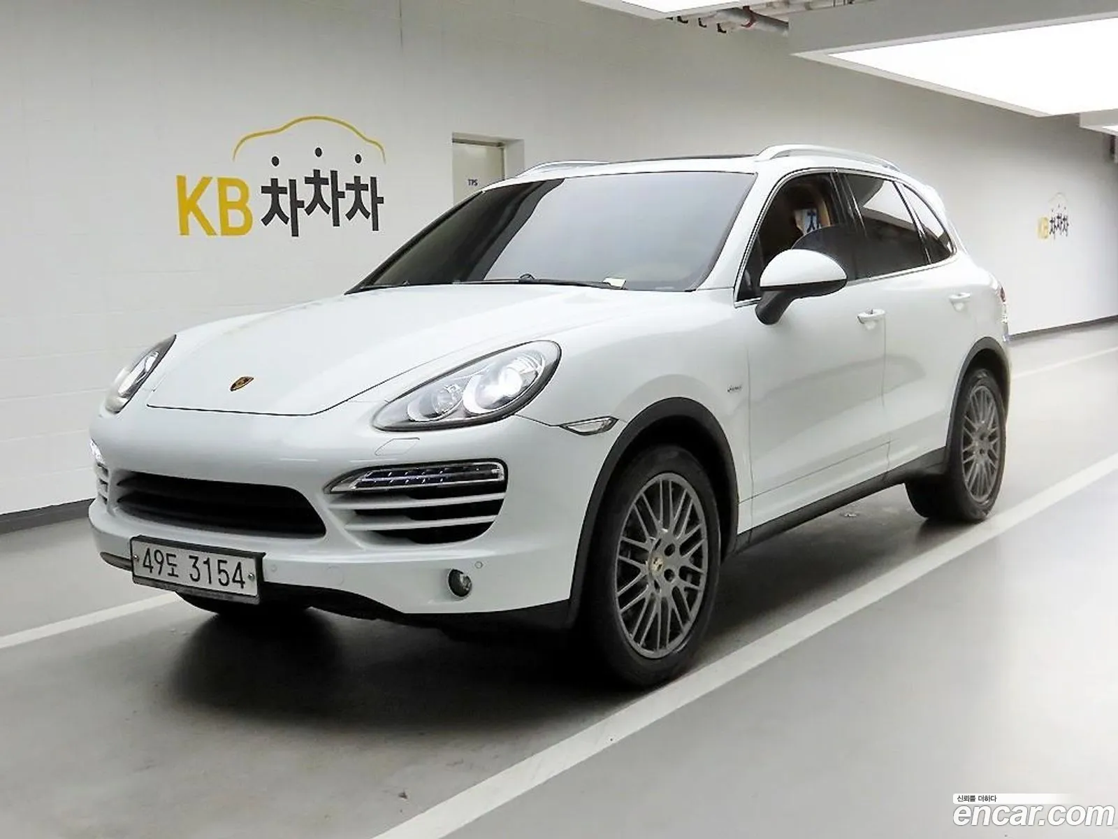 Porsche Cayenne 2013 — 14