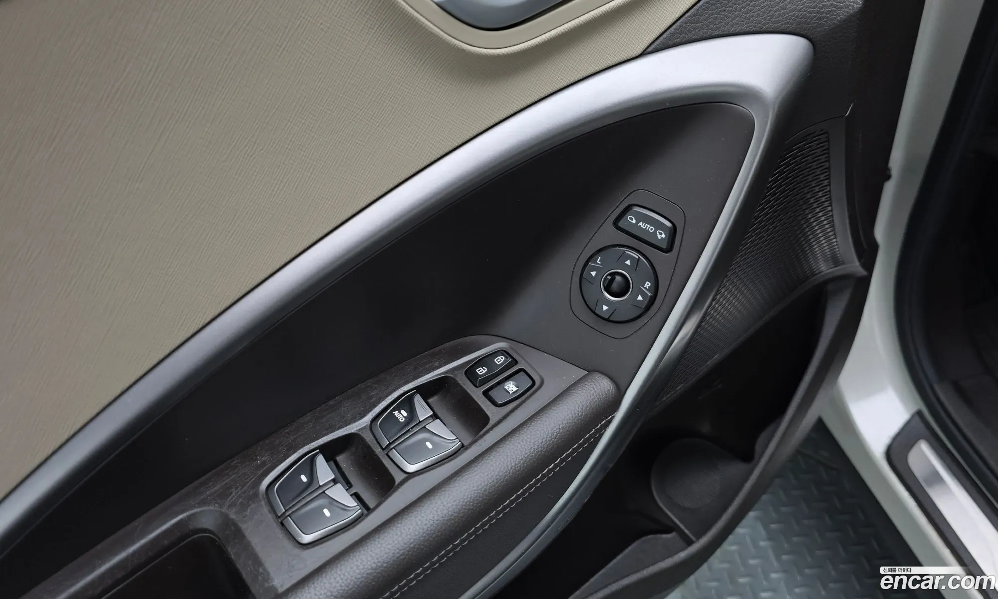 Hyundai Santa Fe DM 2013 — 23