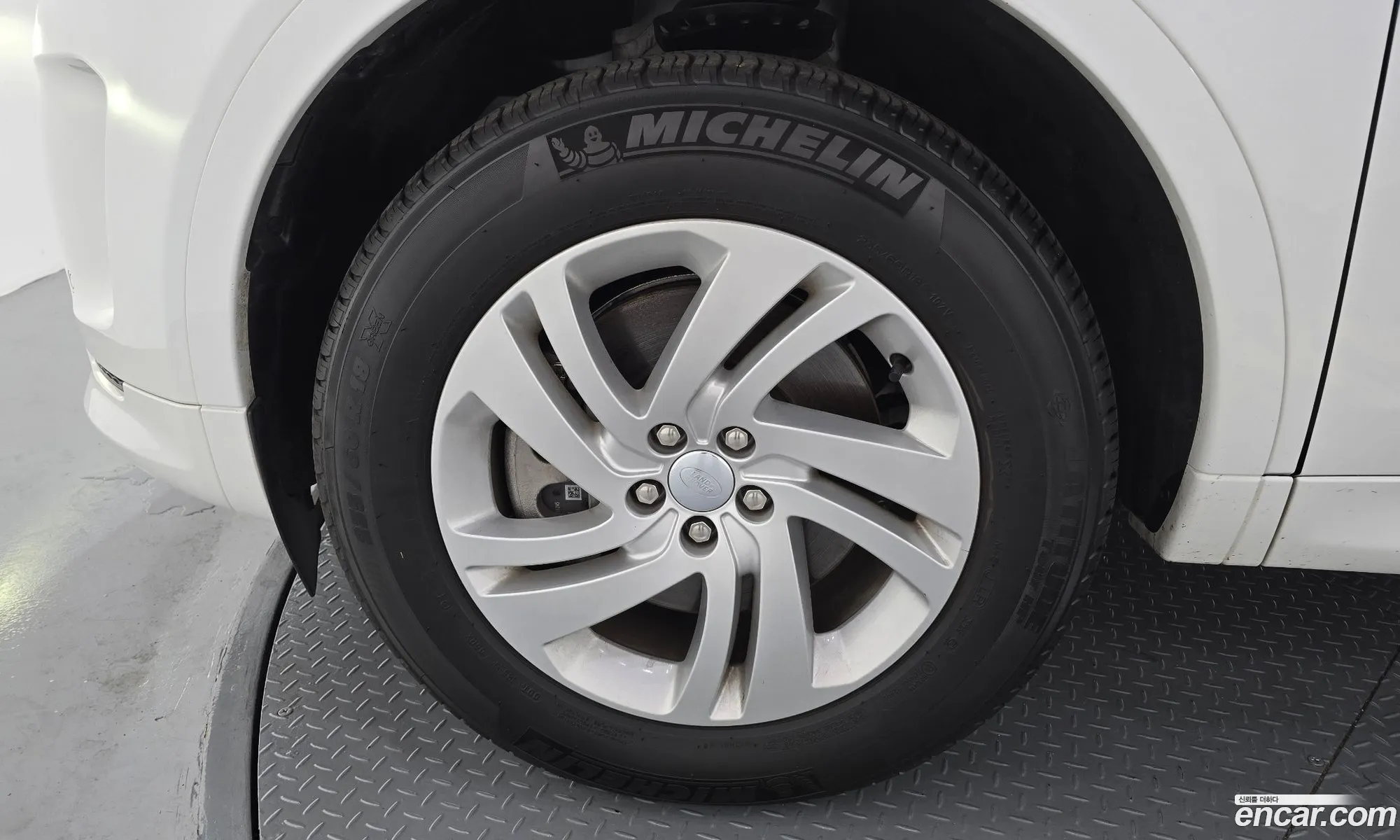 Land Rover Discovery Sport 2024 — 4