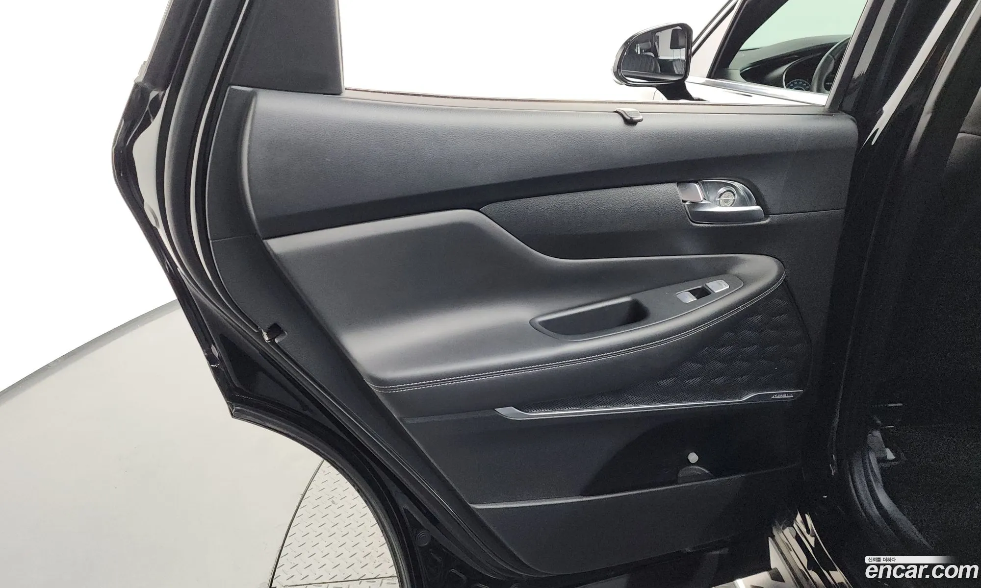 Hyundai Santa Fe 2022 — 17