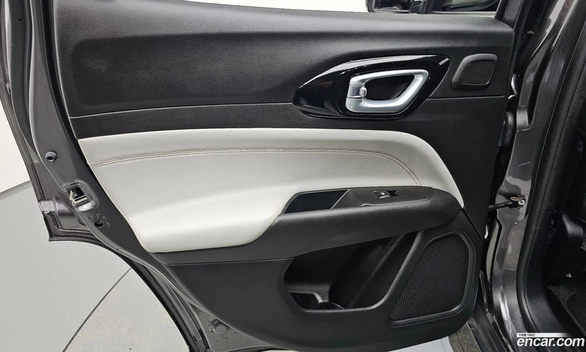 Jeep Compass 2022 3C4NJCCB5NT175078 — 16