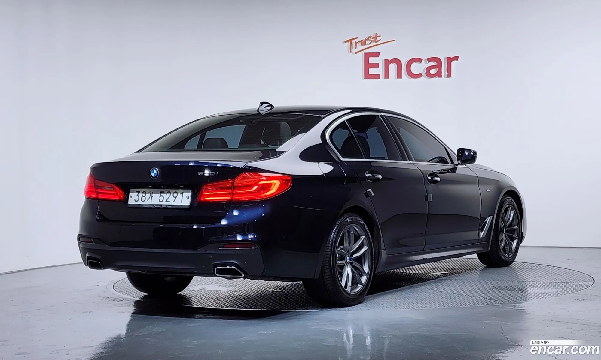 BMW 5 Series 2018 WBAJD3107JB316121 — 33