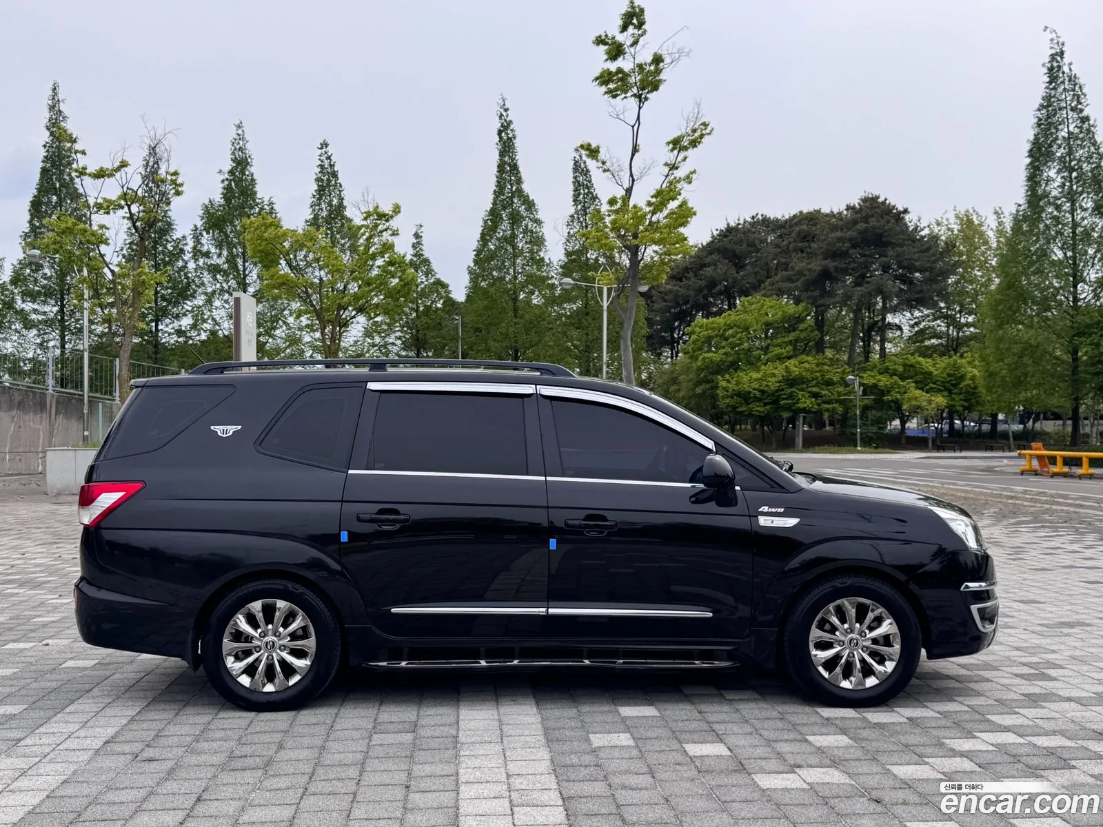 KG Mobility (SsangYong) Korando Turismo 2017 — 20