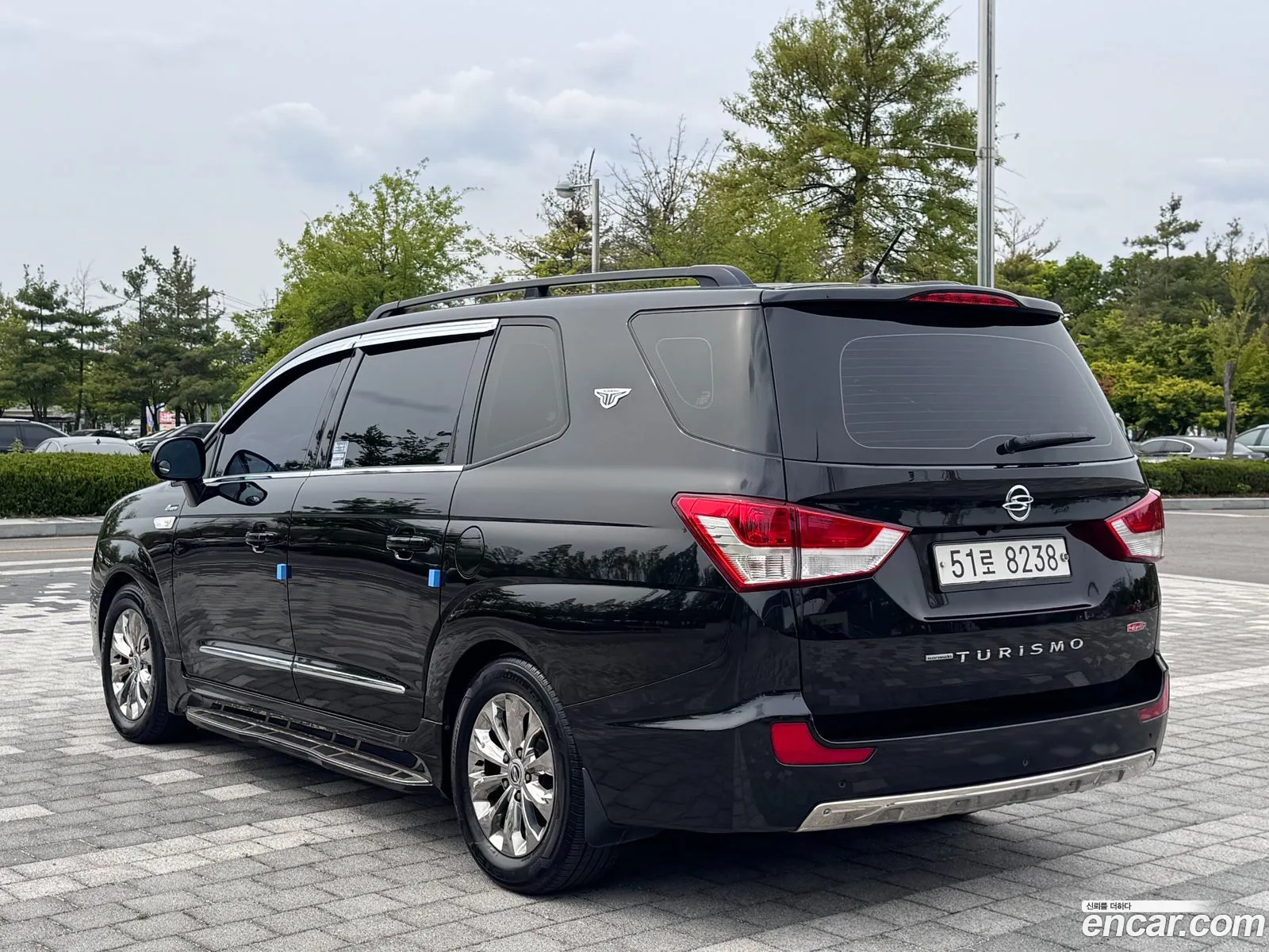 KG Mobility (SsangYong) Korando Turismo 2017 — 9