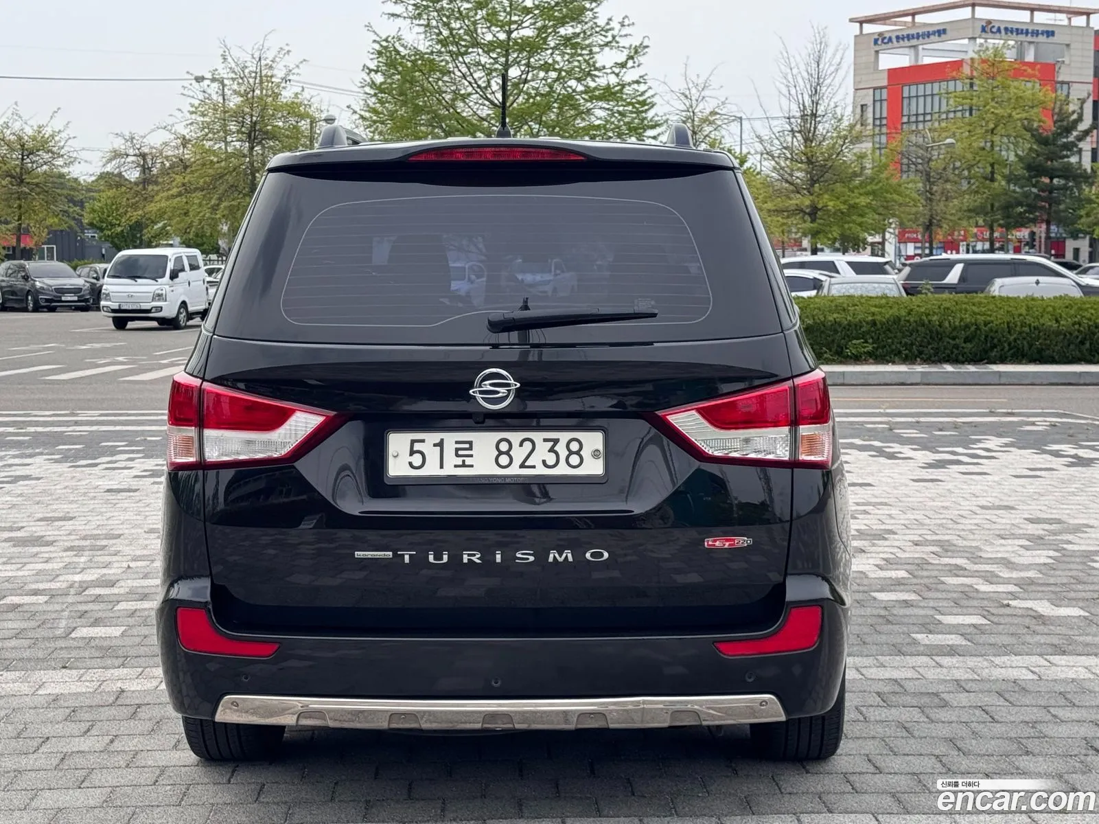 KG Mobility (SsangYong) Korando Turismo 2017 — 12