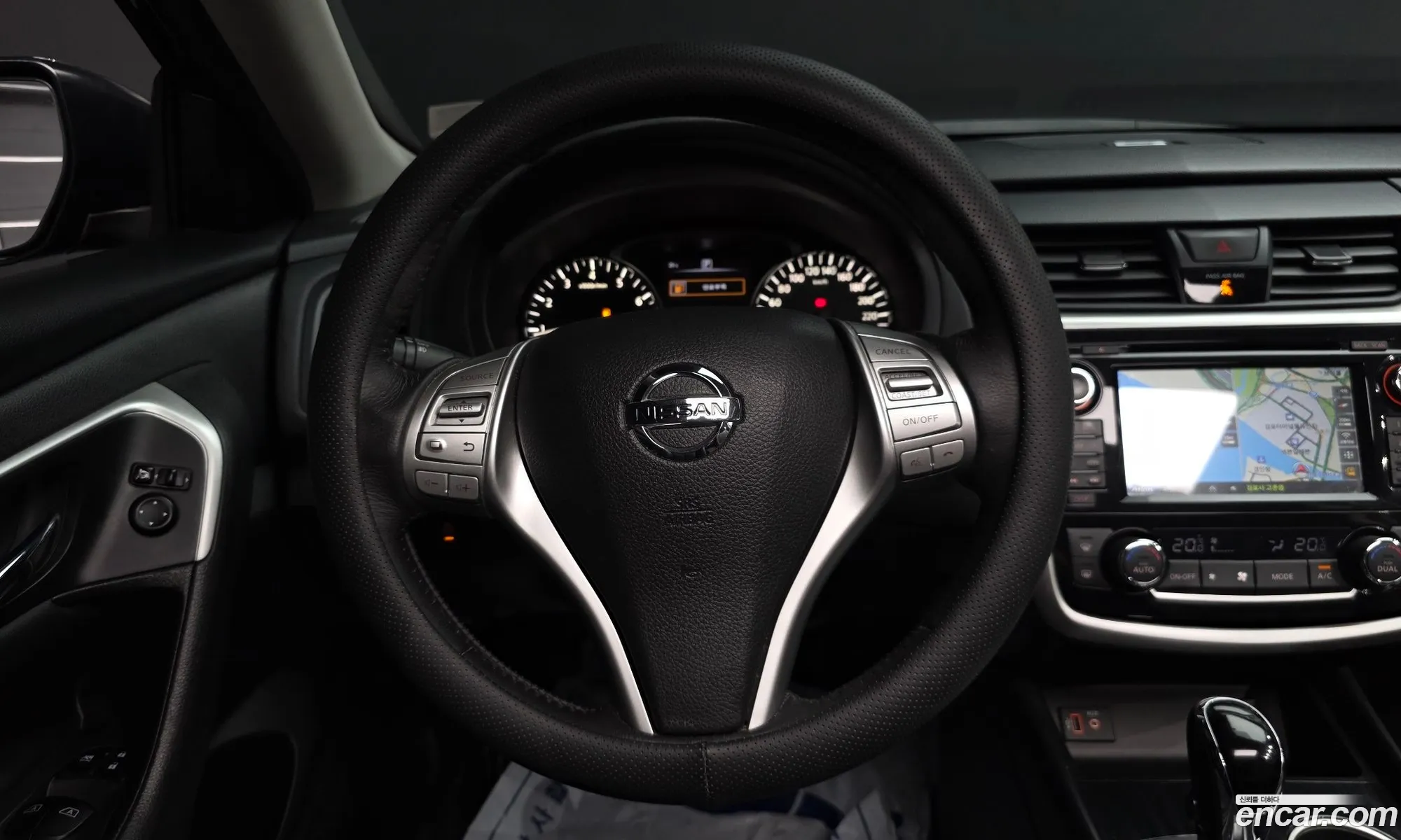 Nissan Altima 2018 — 10