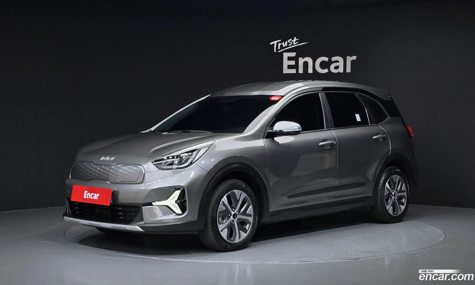 Kia Niro Plus 2022 — 2
