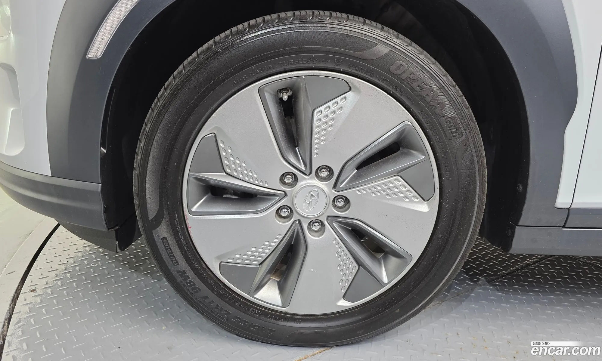 Hyundai Kona Electric 2019 — 14
