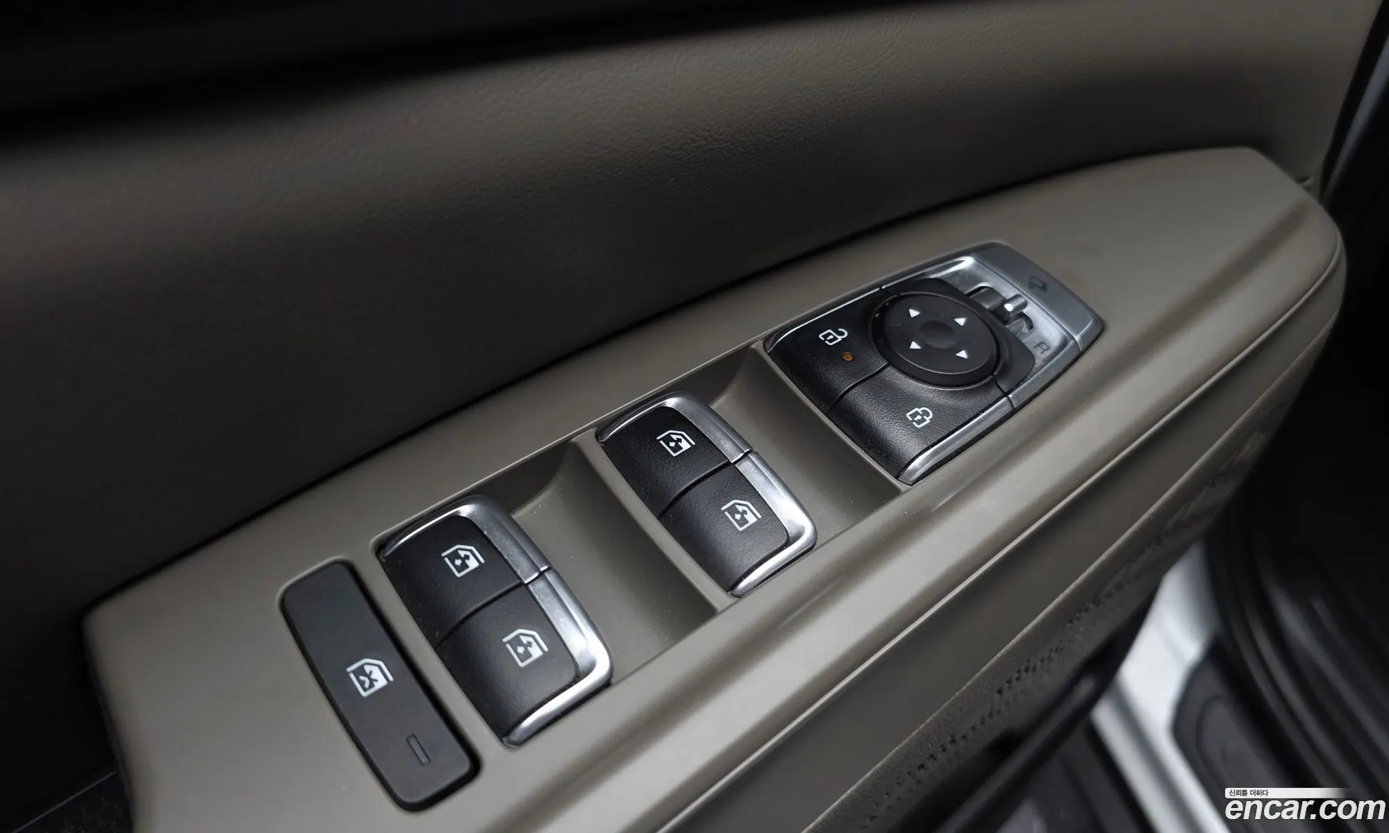 Kia Carnival 2024 — 10