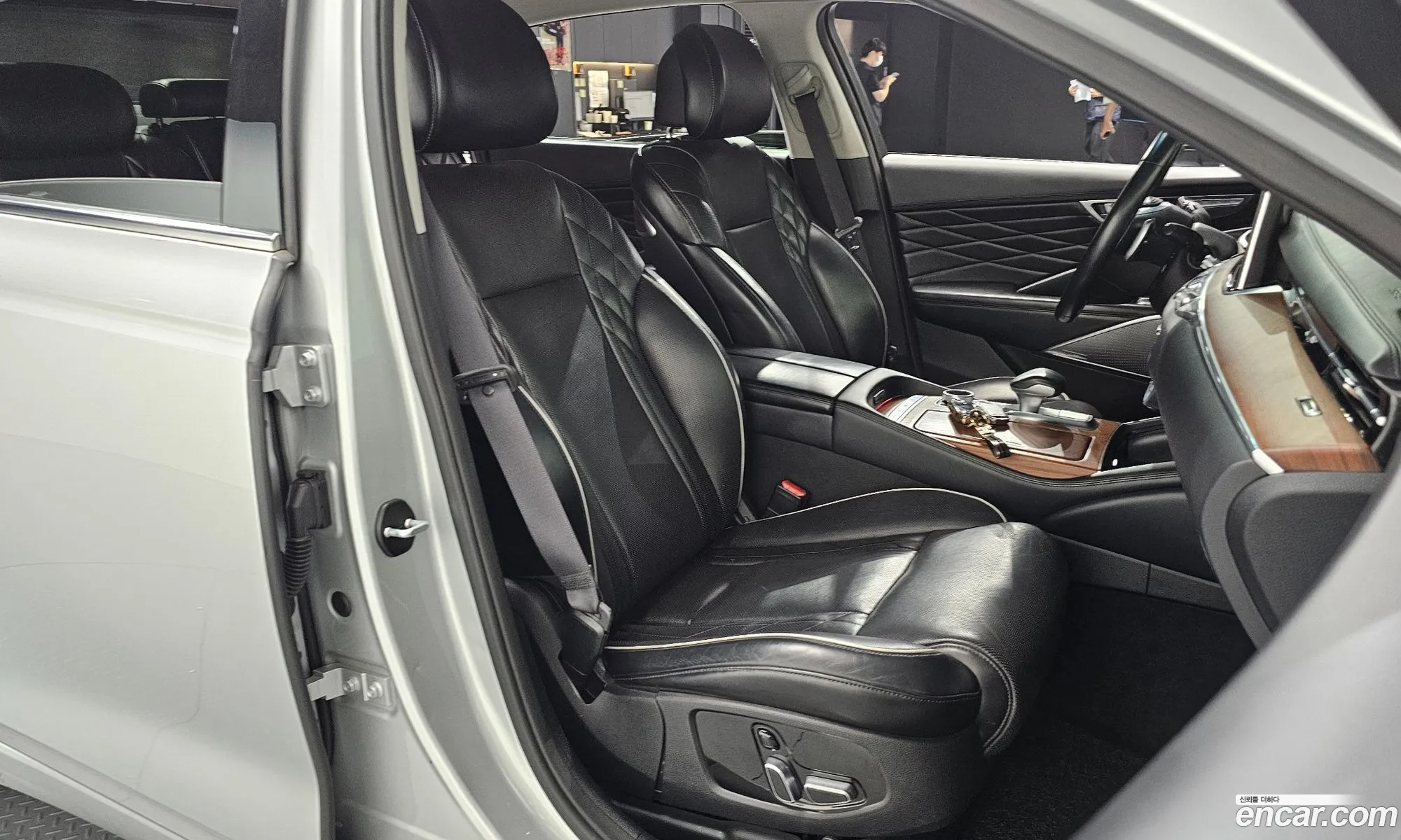 Kia The K9 2018 — 9