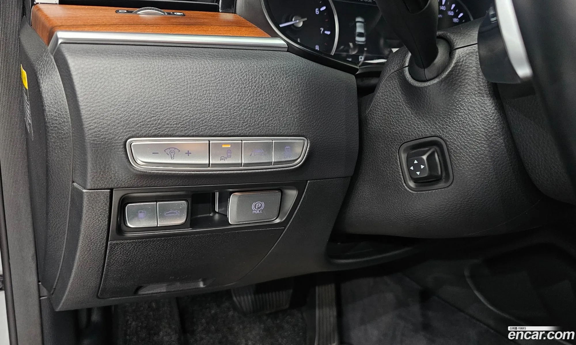 Kia The K9 2018 — 19