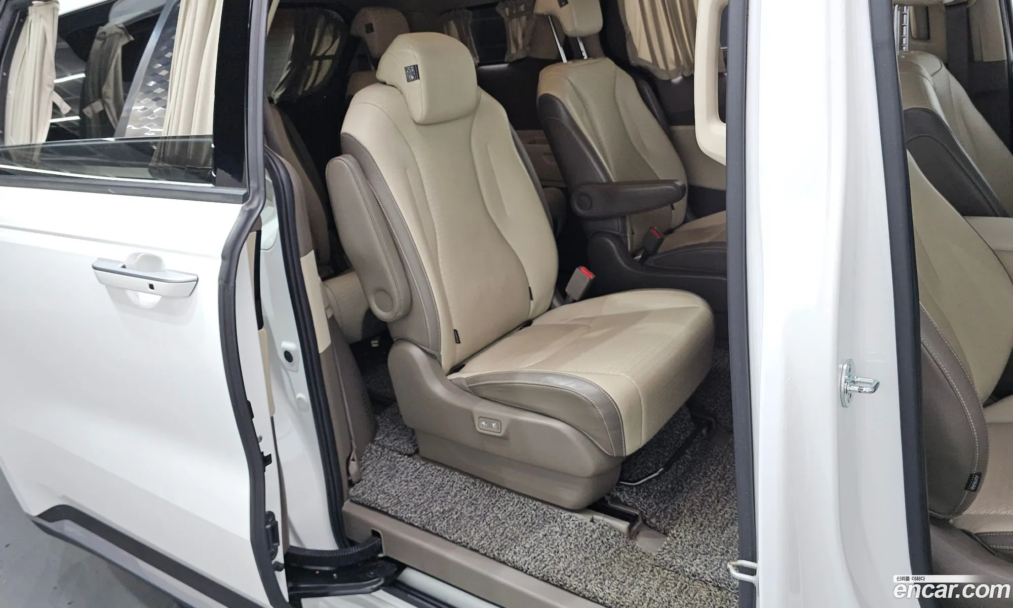 Kia Carnival 2021 — 22