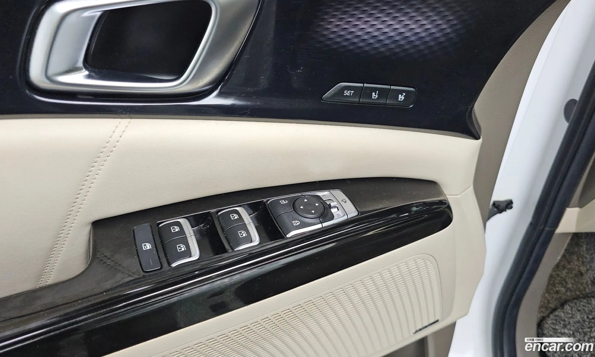 Kia Carnival 2021 — 17