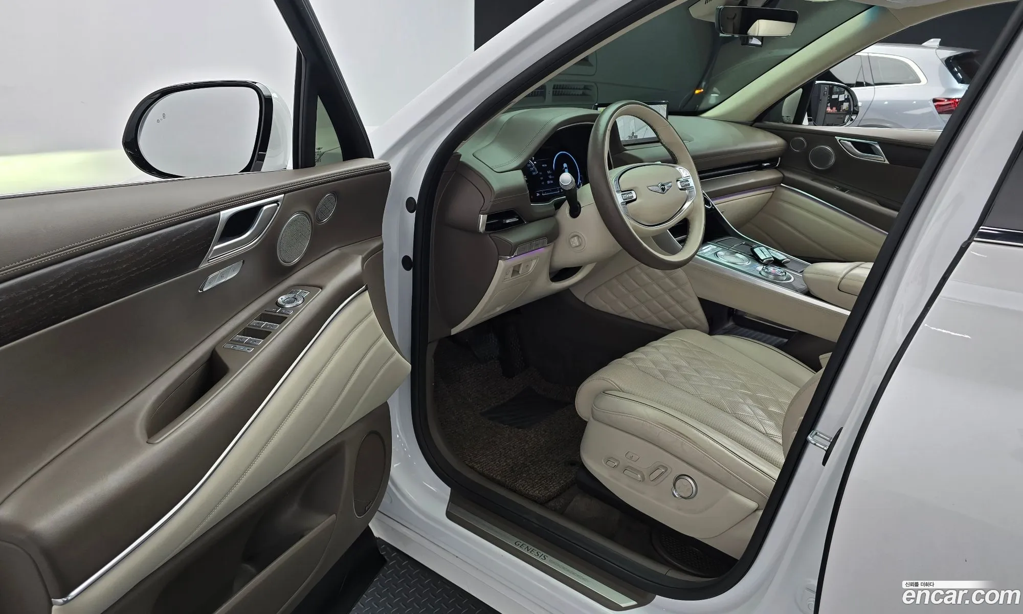 Genesis GV80 2020 — 13