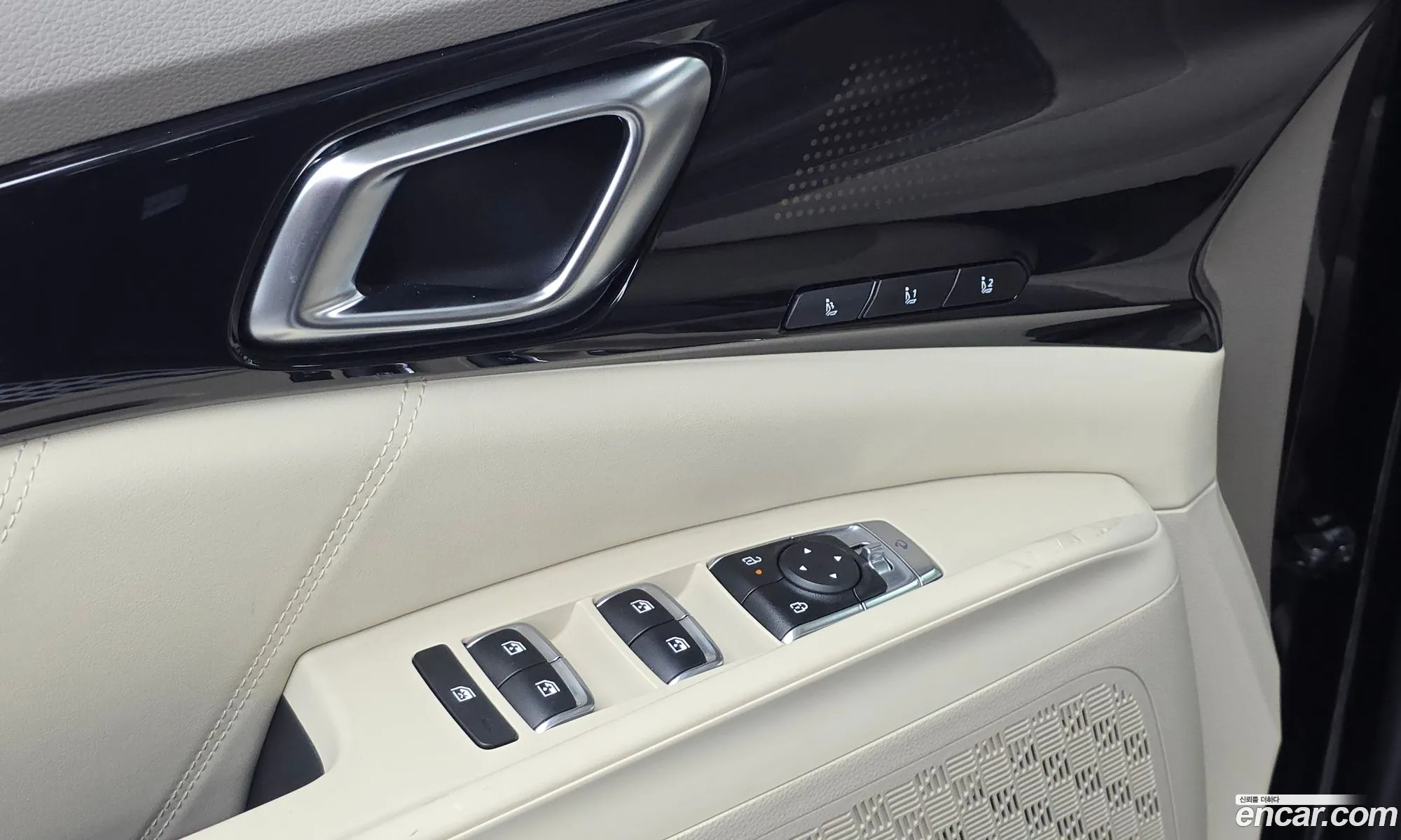 Kia Carnival 2024 — 16