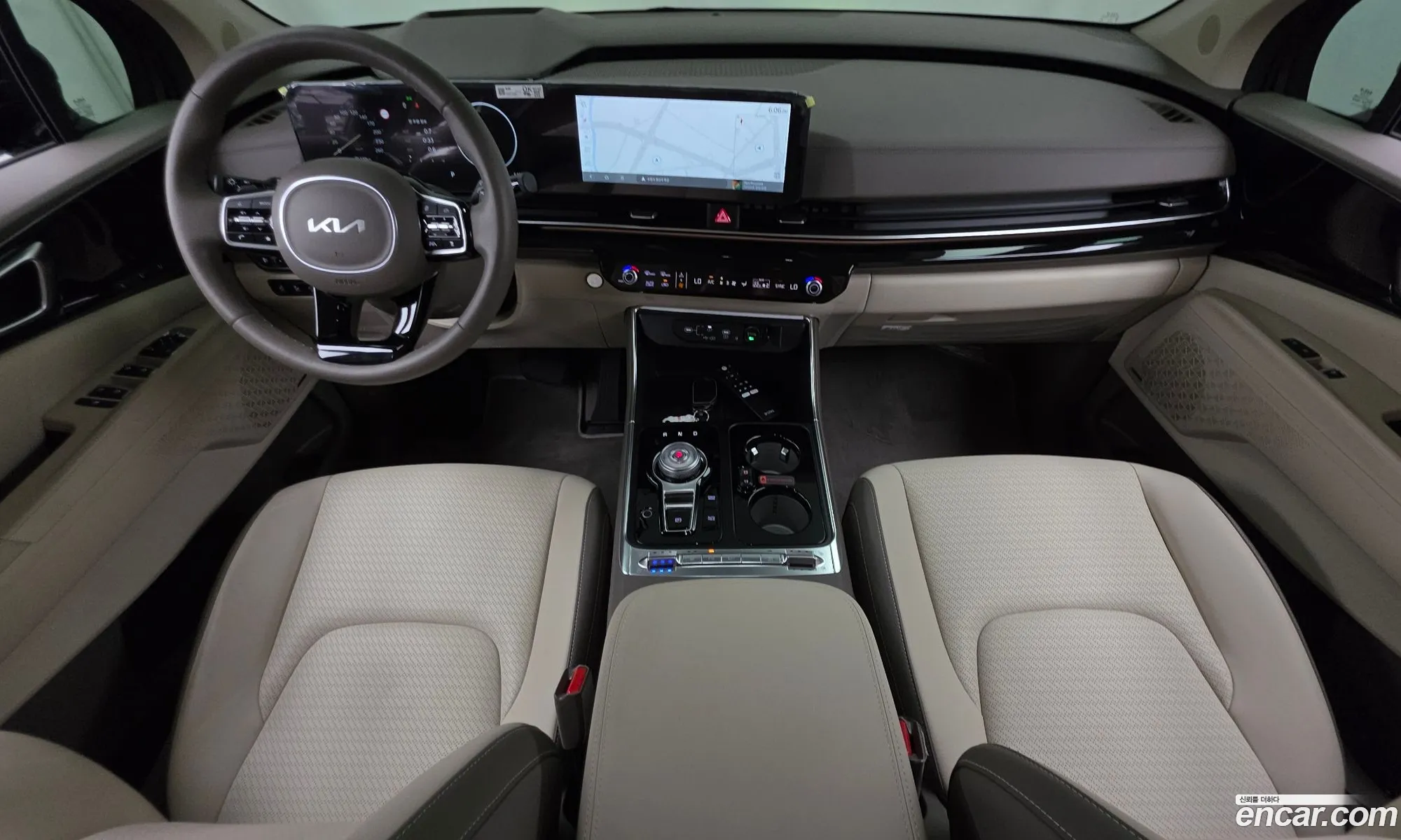 Kia Carnival 2024 — 30