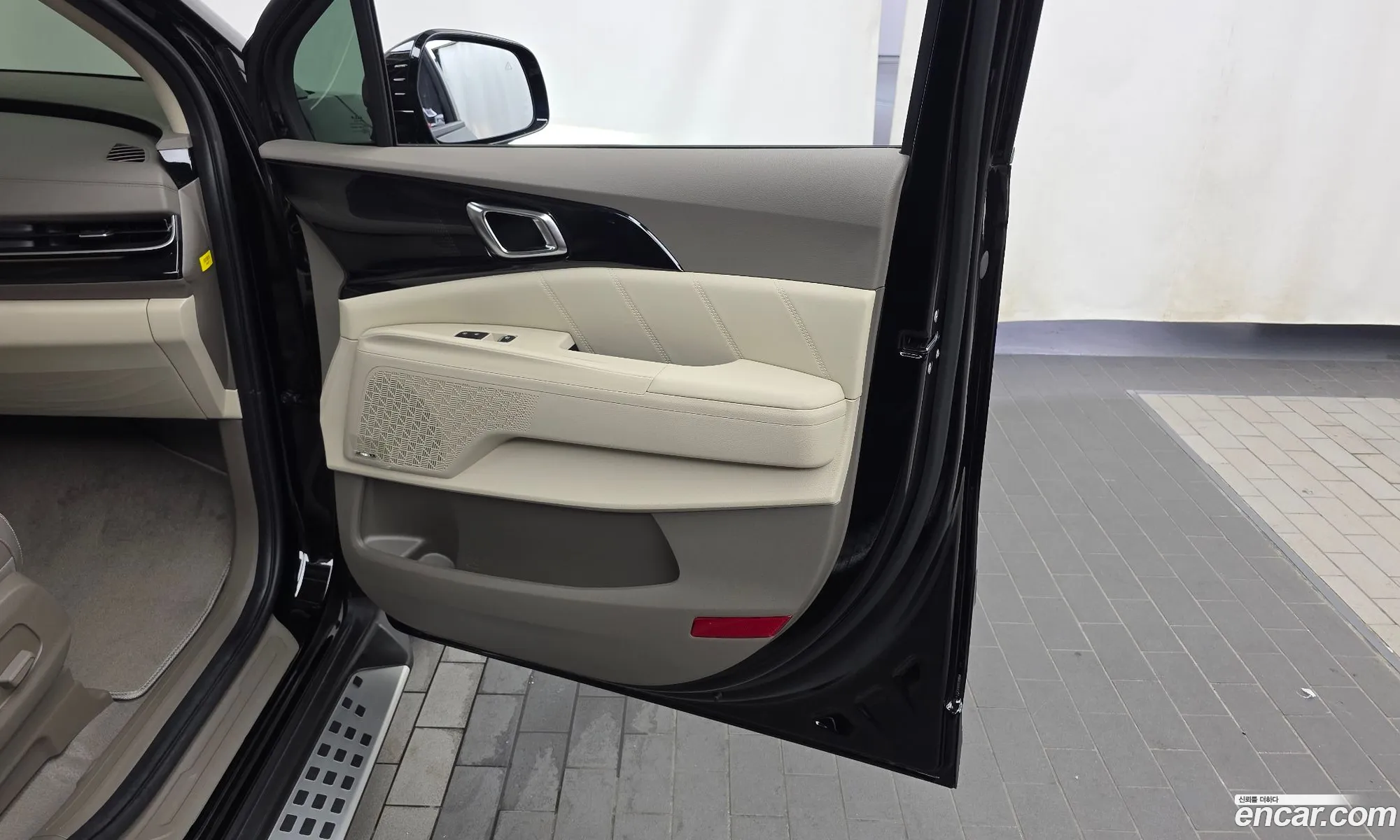 Kia Carnival 2024 — 9