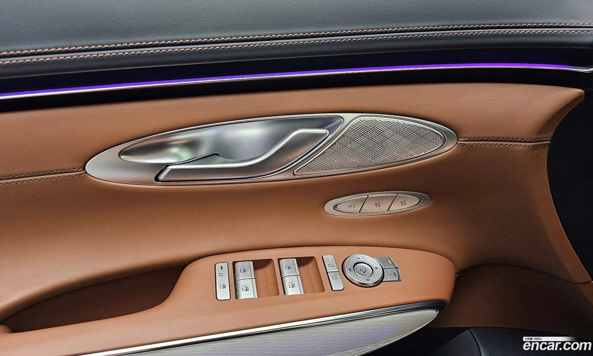 Genesis GV70 2025 — 28