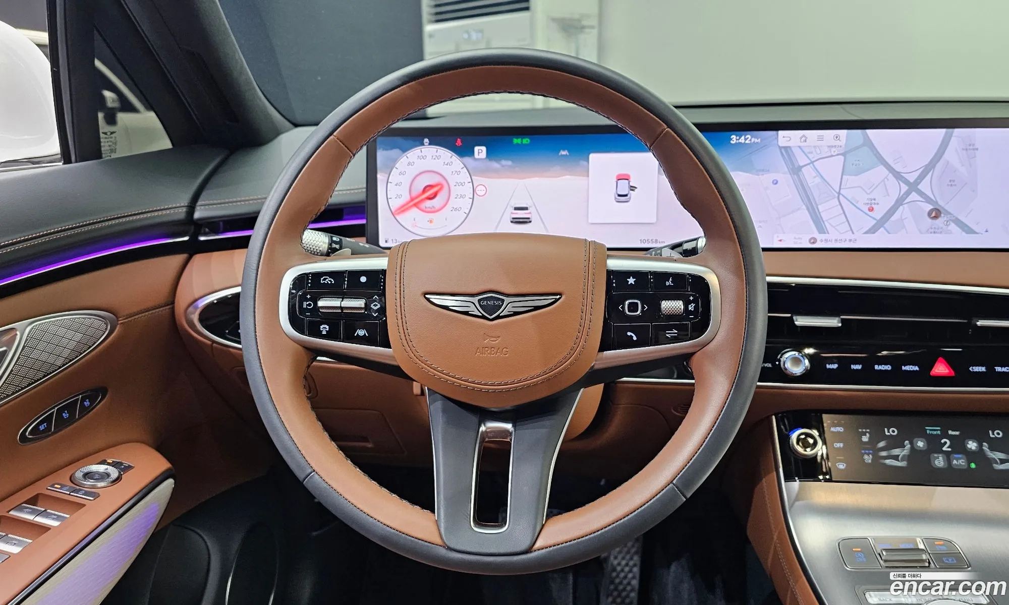 Genesis GV70 2025 — 12