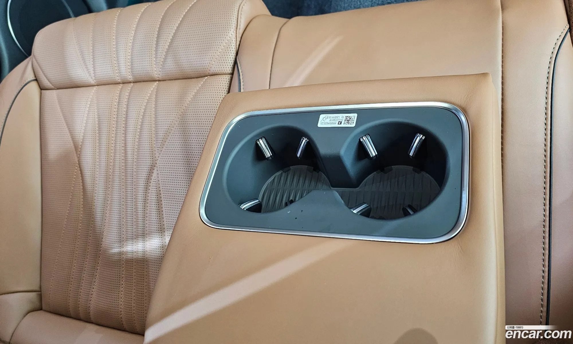 Genesis GV70 2025 — 19