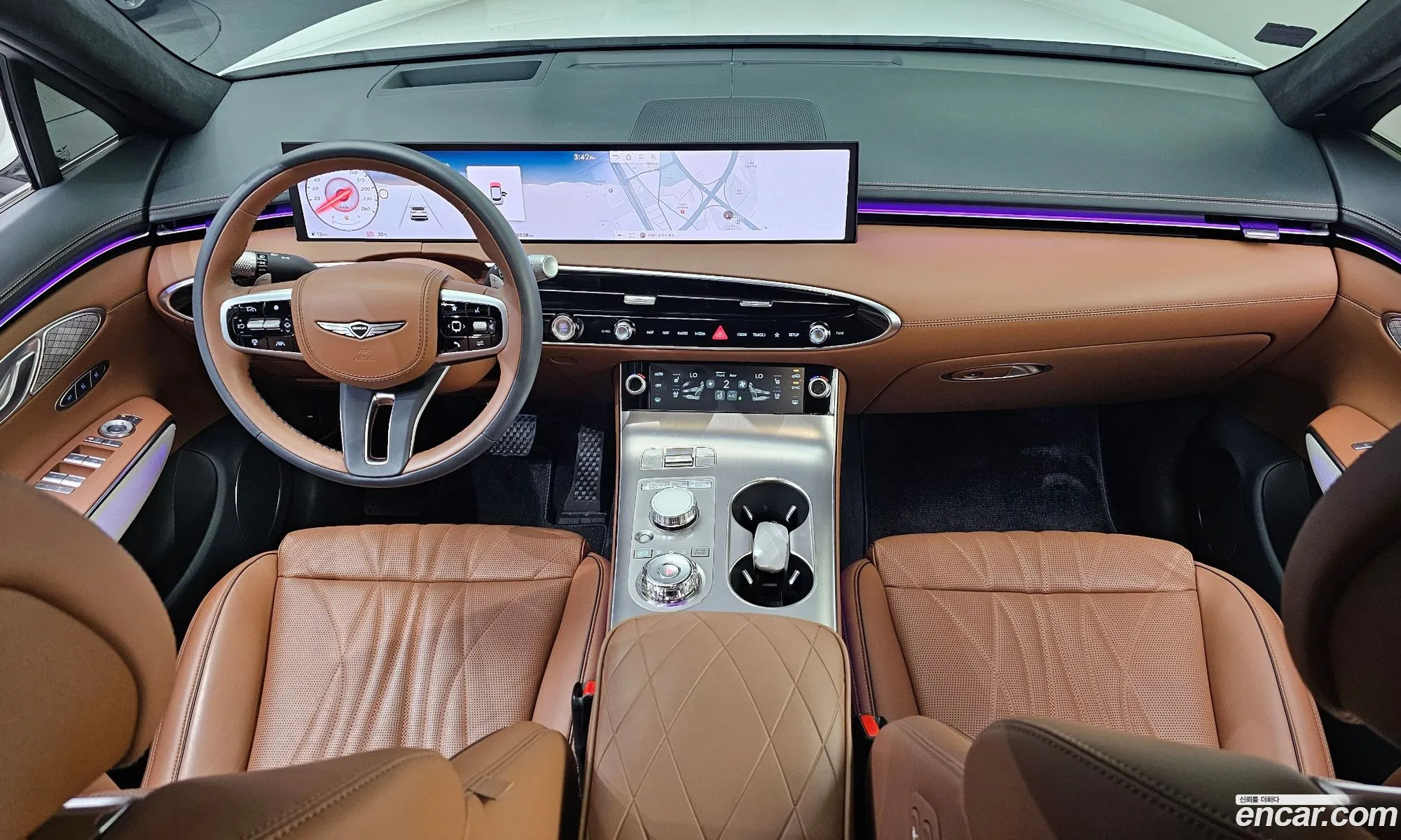 Genesis GV70 2025 — 14