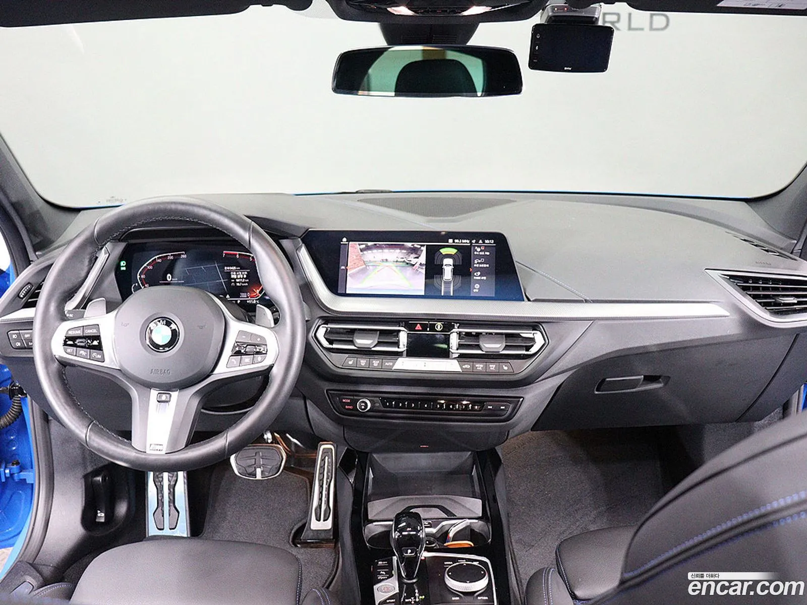 BMW 1 Series 2024 — 17