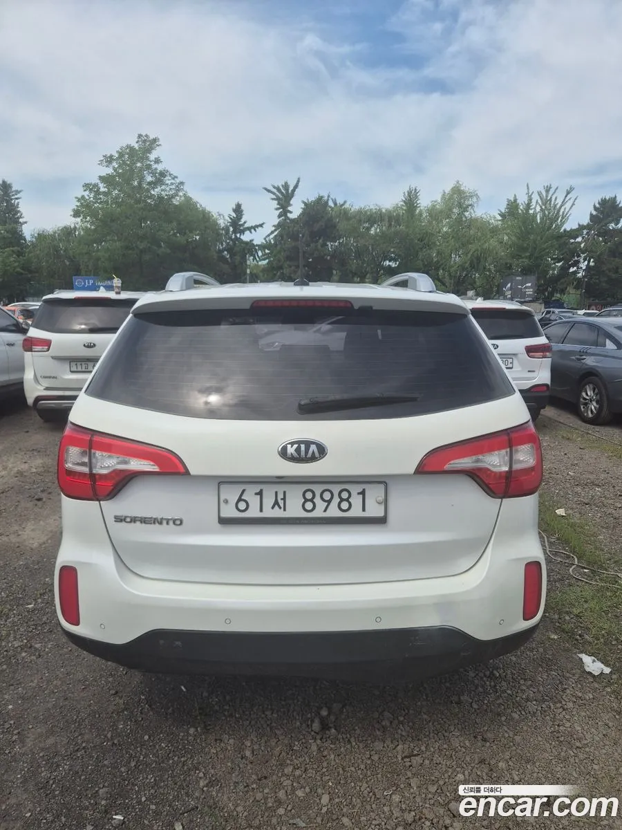 Kia Sorento R 2013 — 12
